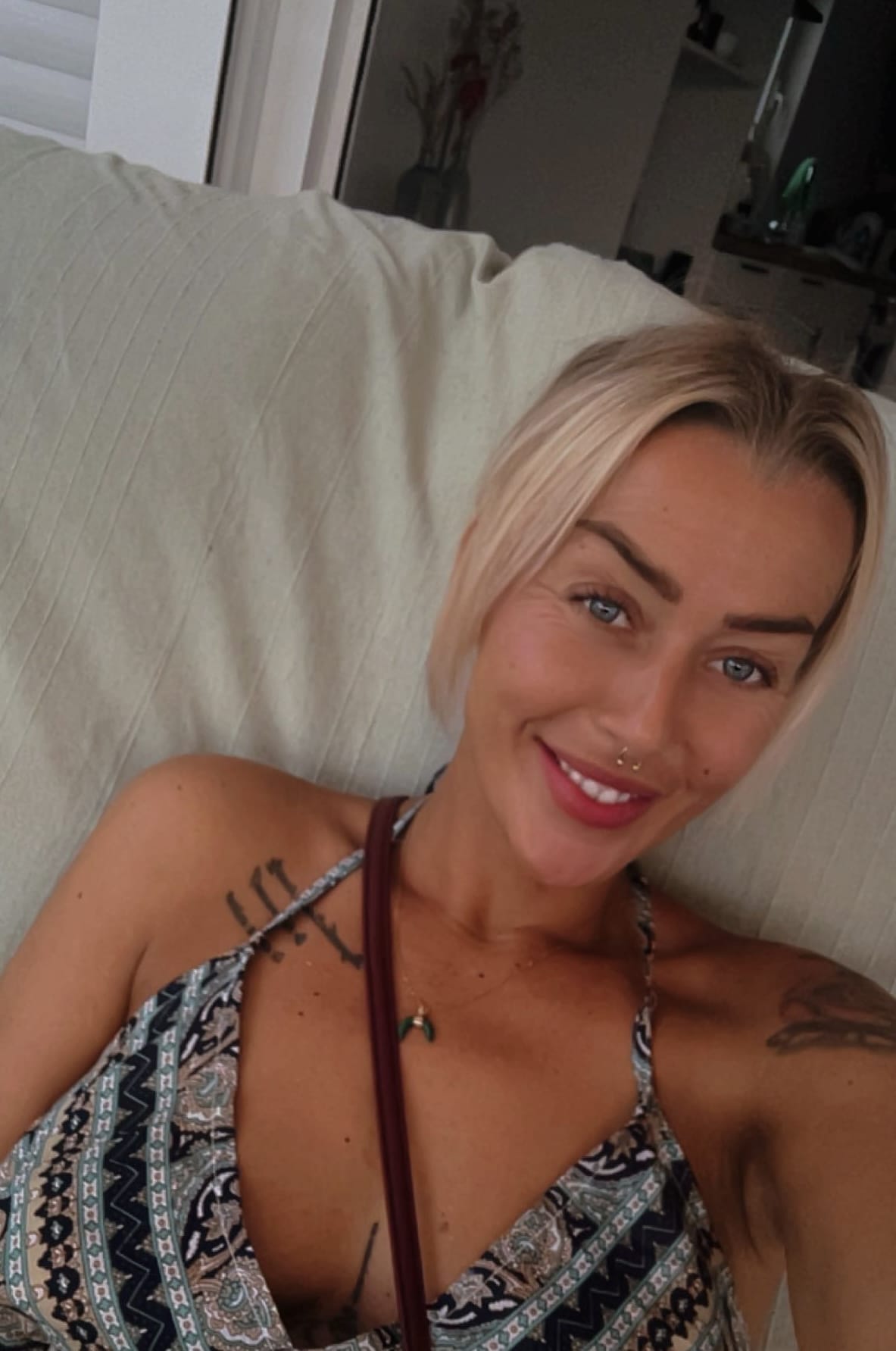 Christine C G