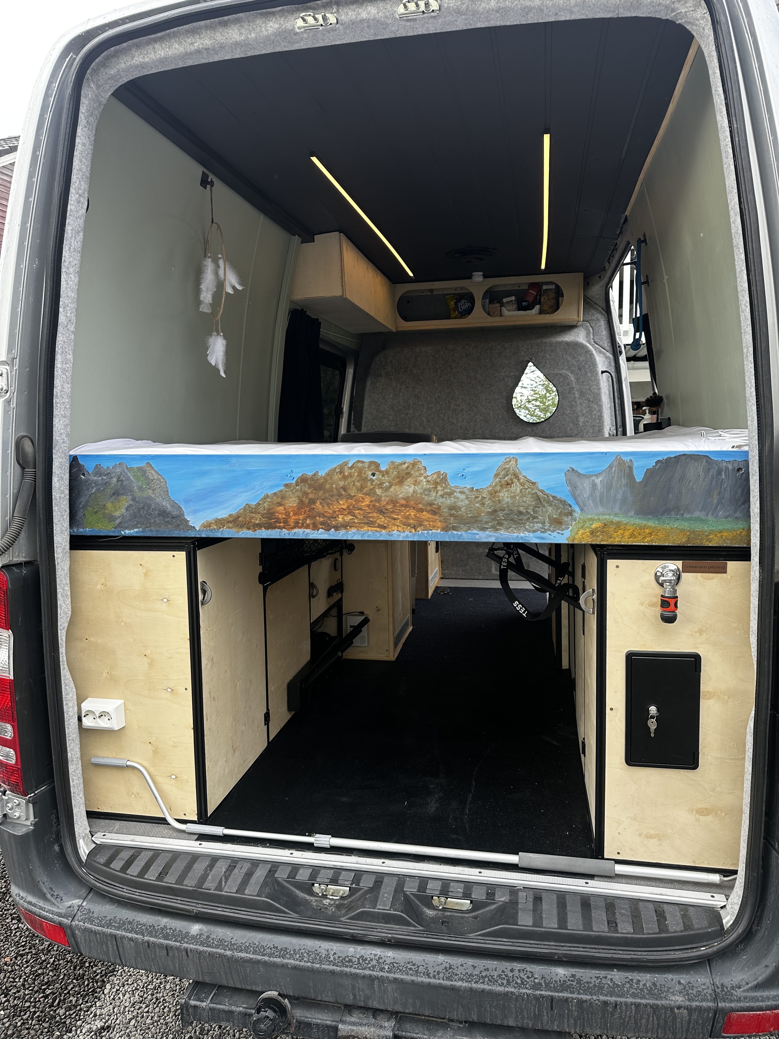 Mercedes-Benz Sprinter med Firehjulstrekk
