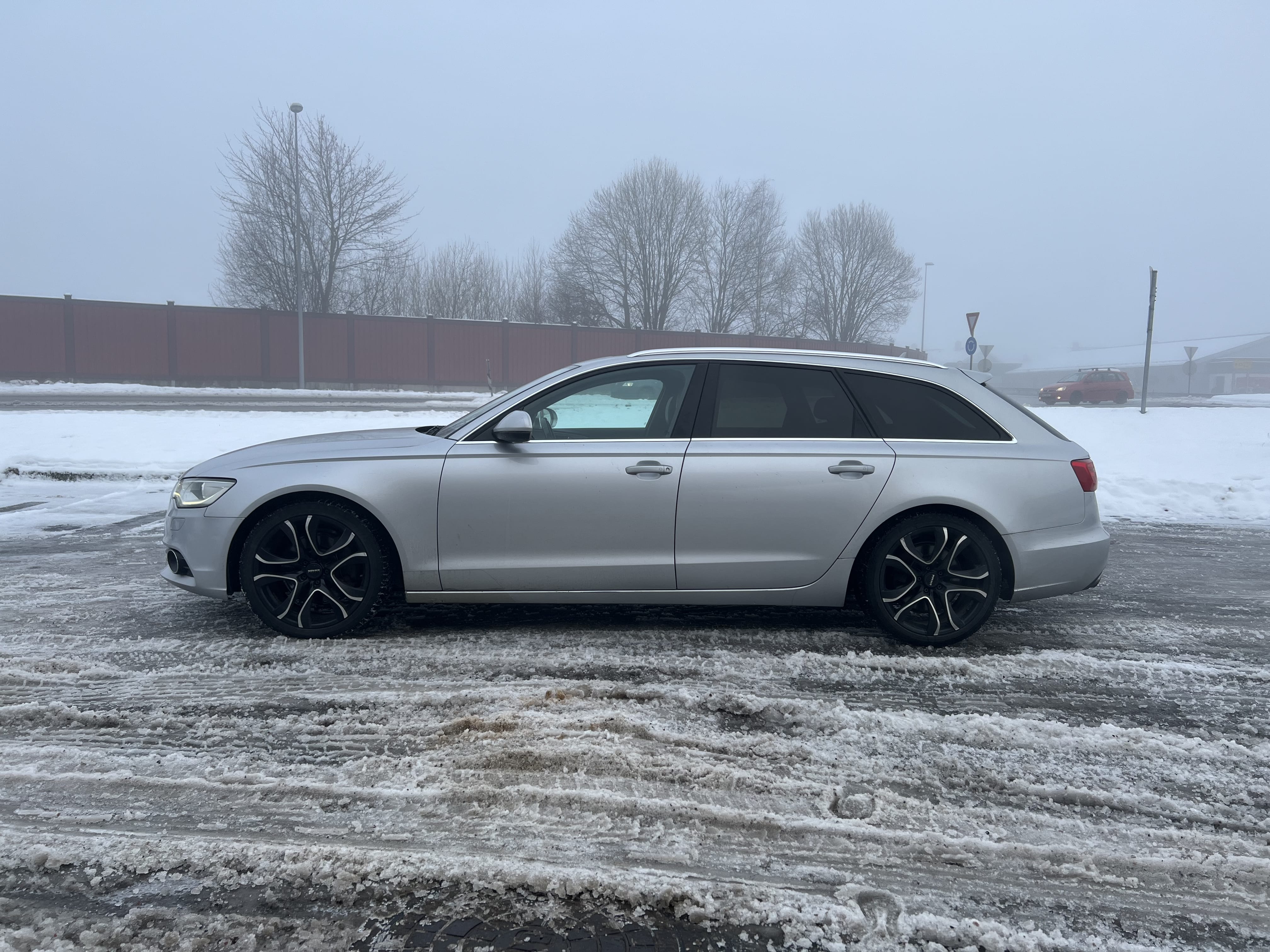 Audi A6 Sedan with GPS