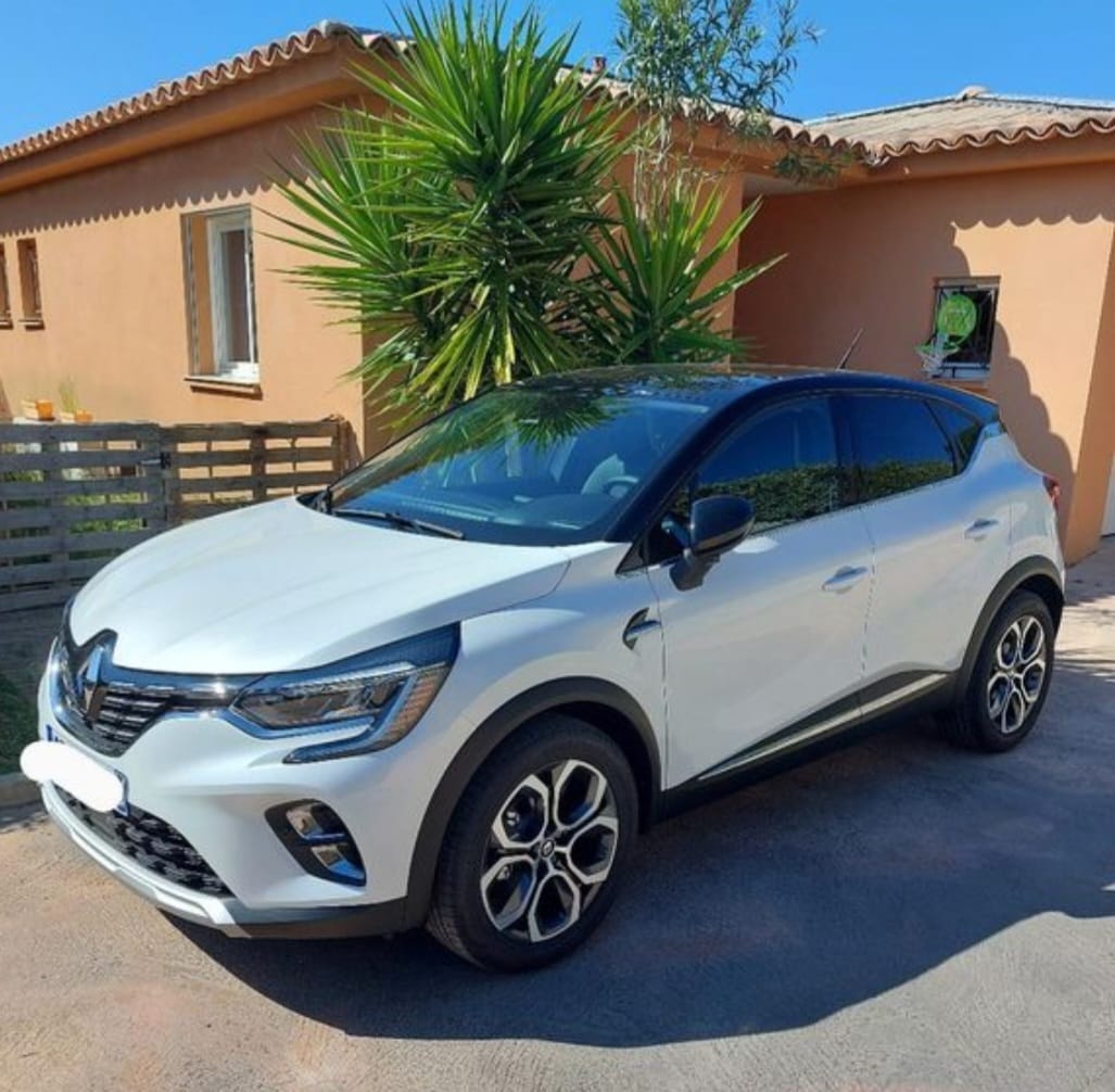 Renault Captur, 2022, Essence 95