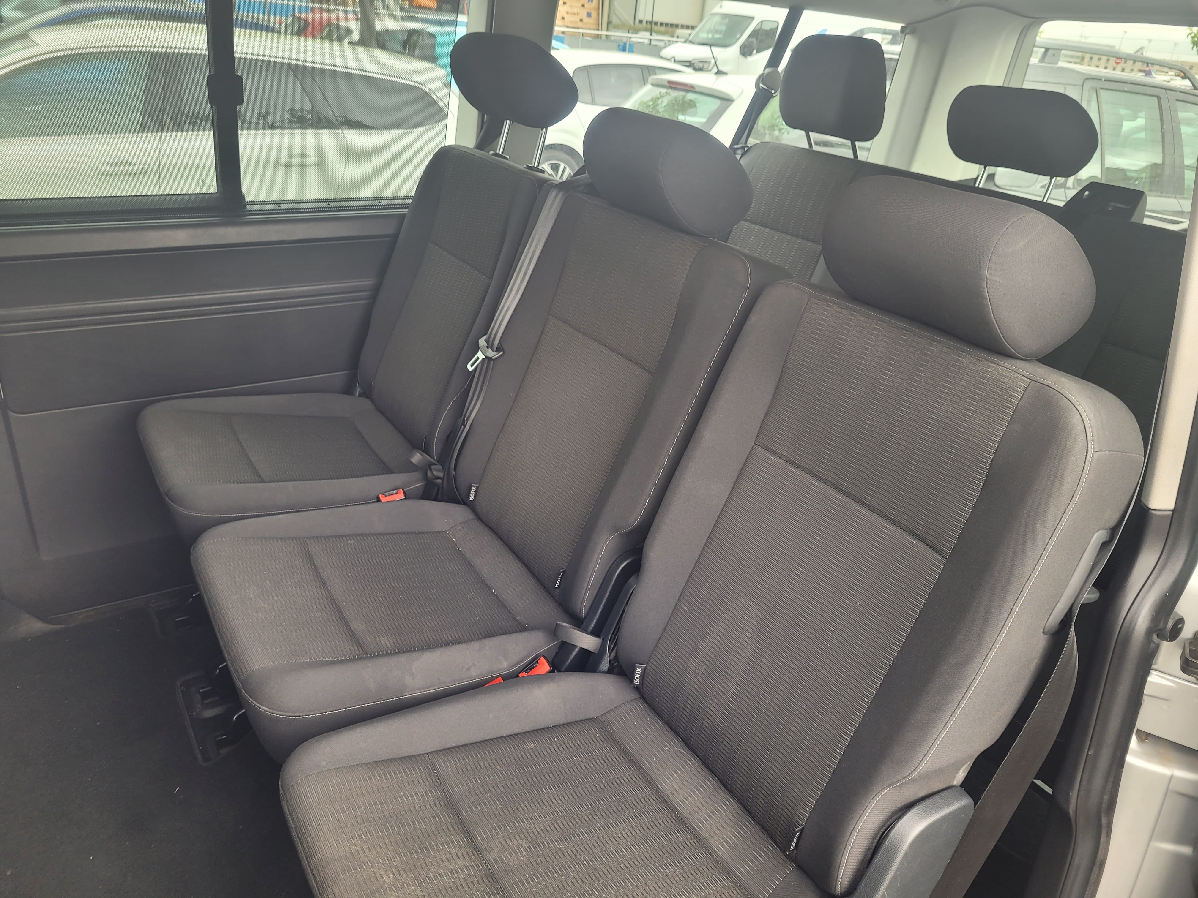 Volkswagen Caravelle 150ch diesel boîte auto avec Audio Bluetooth