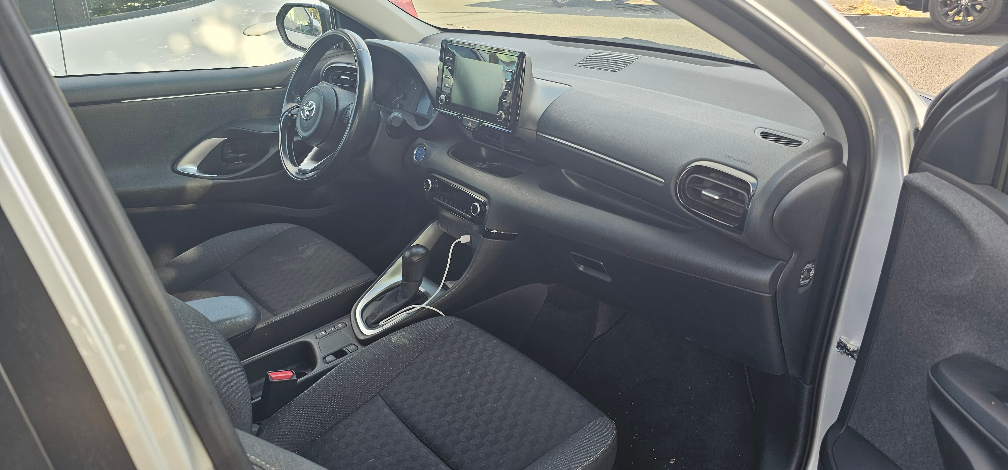 Toyota Yaris Hybride avec GPS