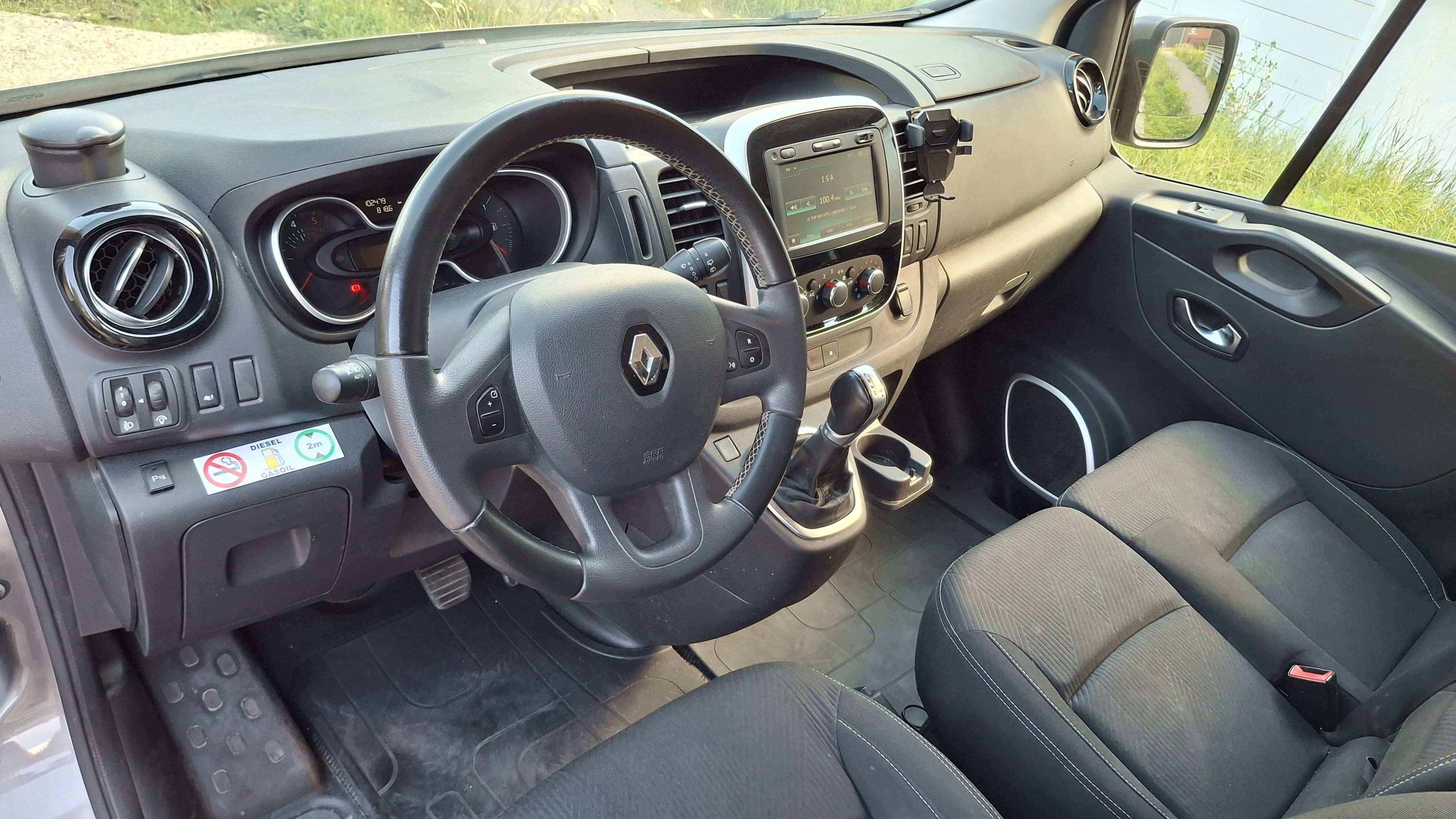 Renault Trafic Passenger 9 places rallongé, 170CV boite automatique avec Chaines