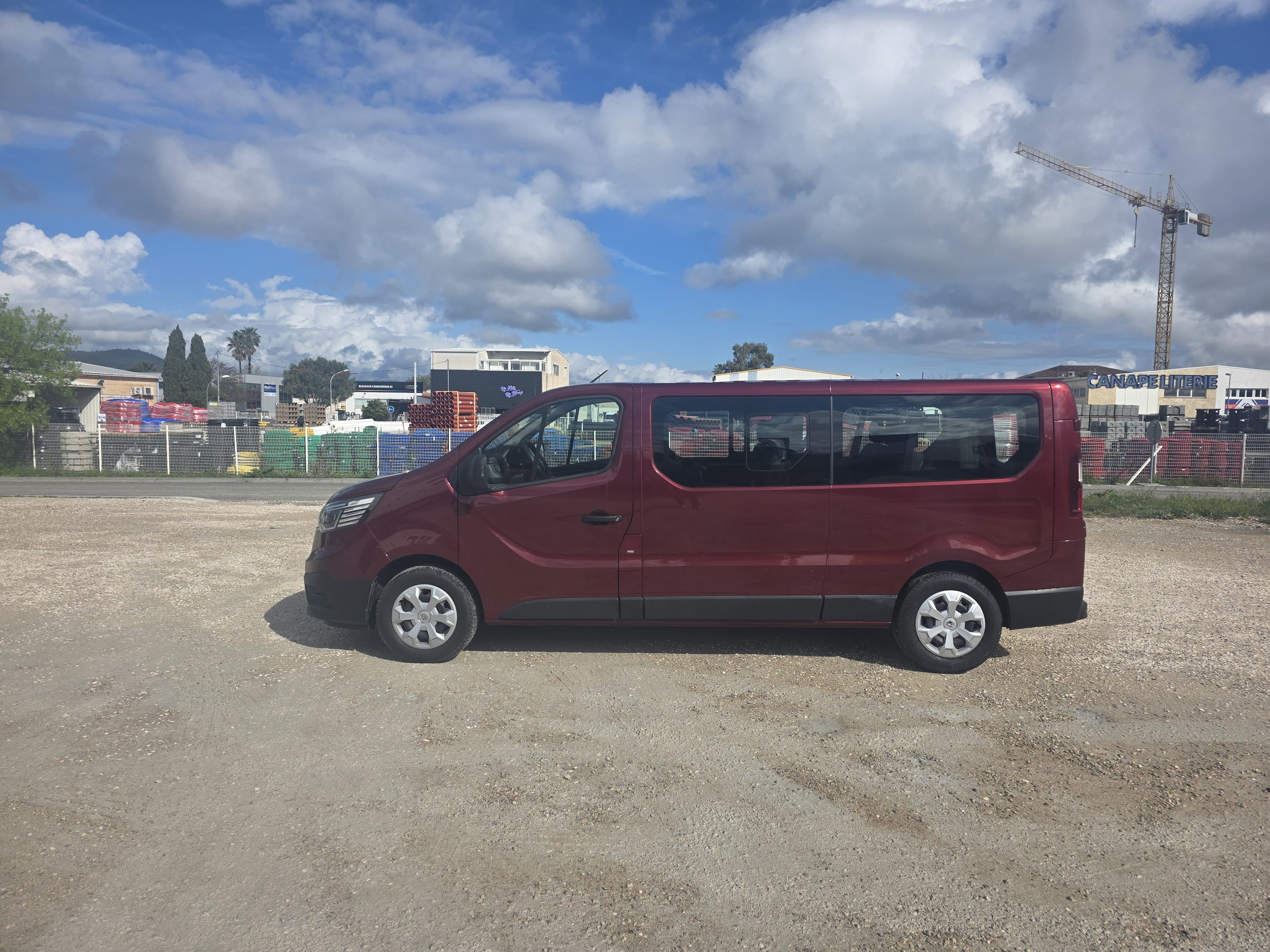 Renault Trafic Passenger, 2023, Diesel, automatique