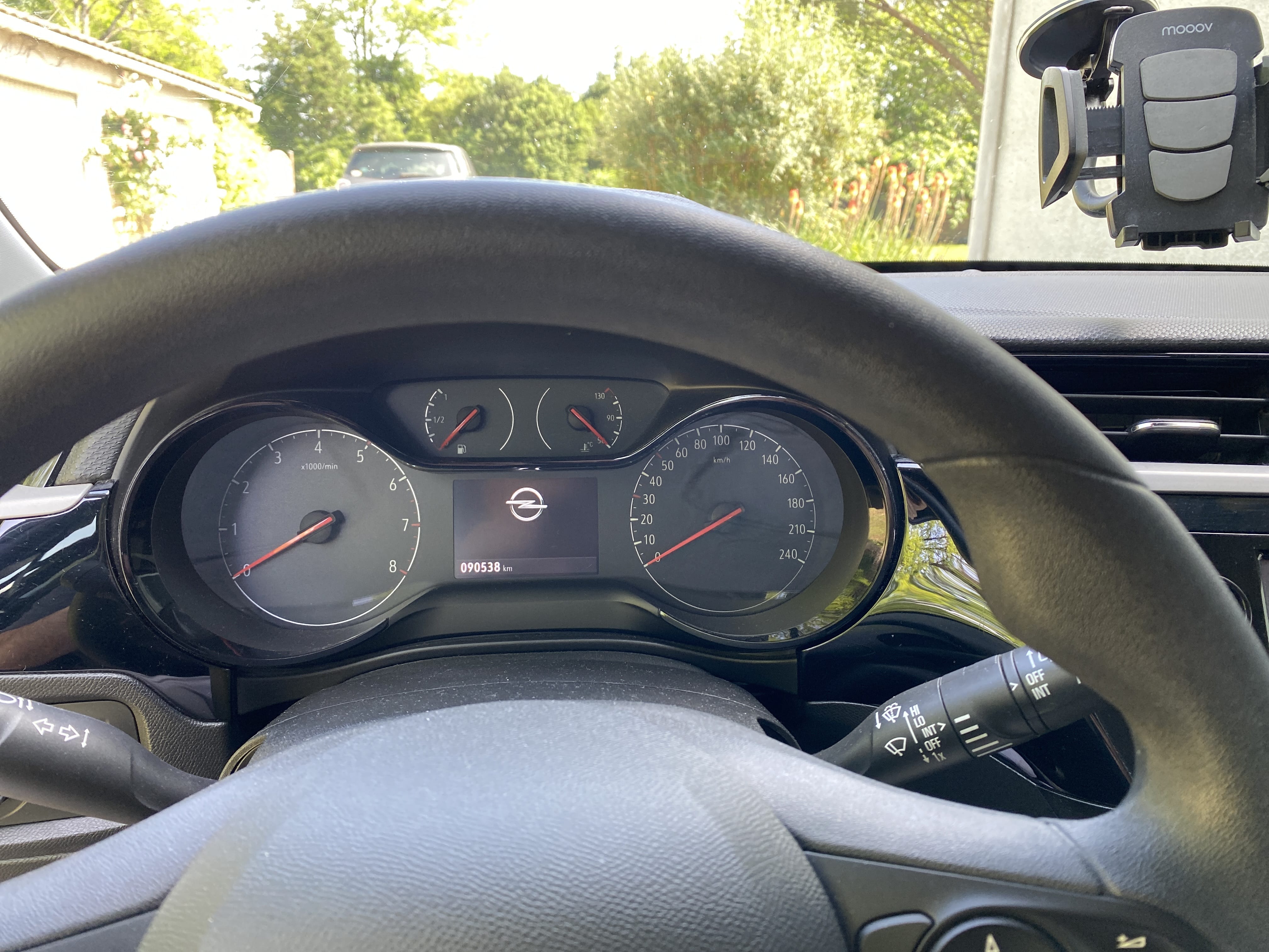 Opel Corsa avec Autoradio