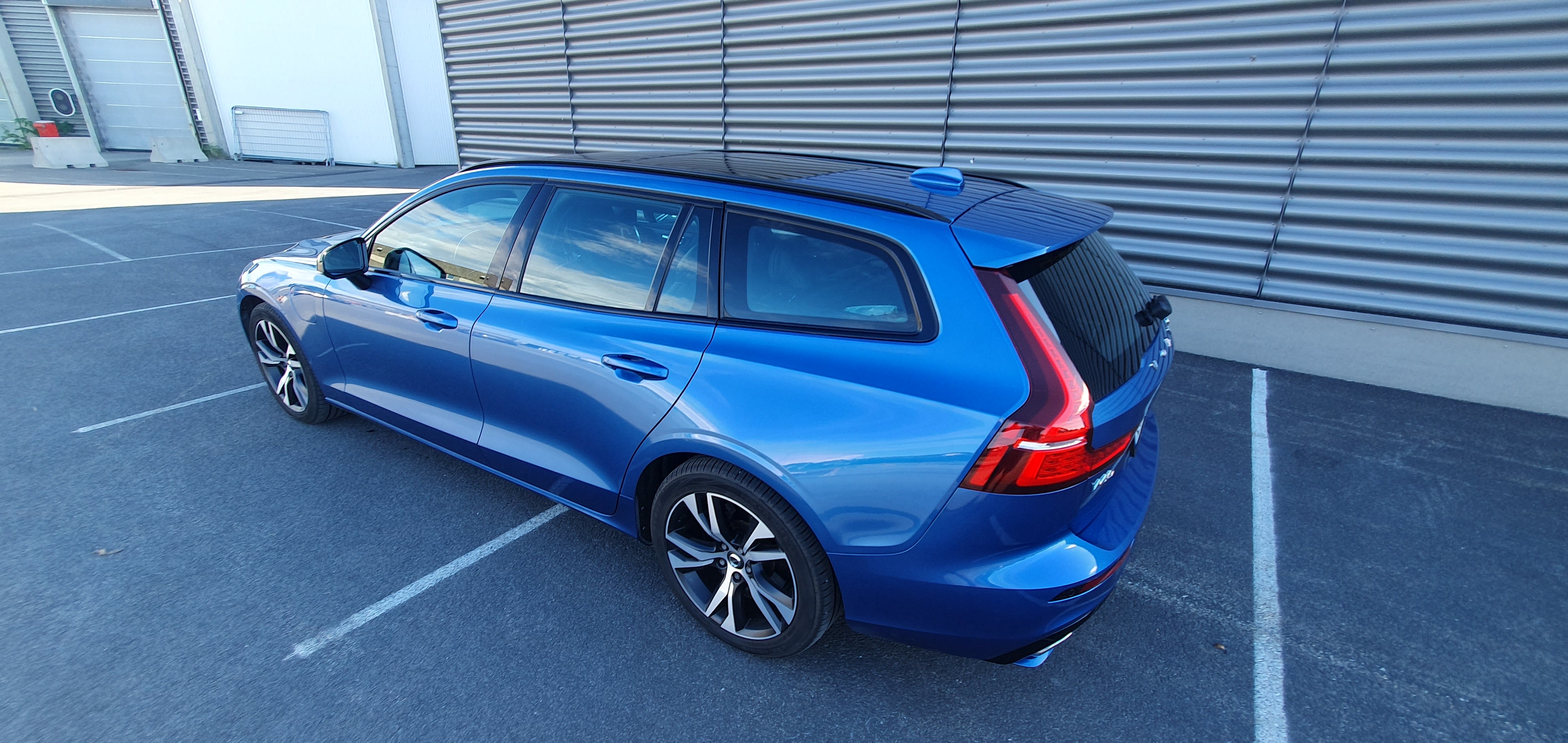 Volvo V60 Plug-in Hybrid med Cruisekontroll