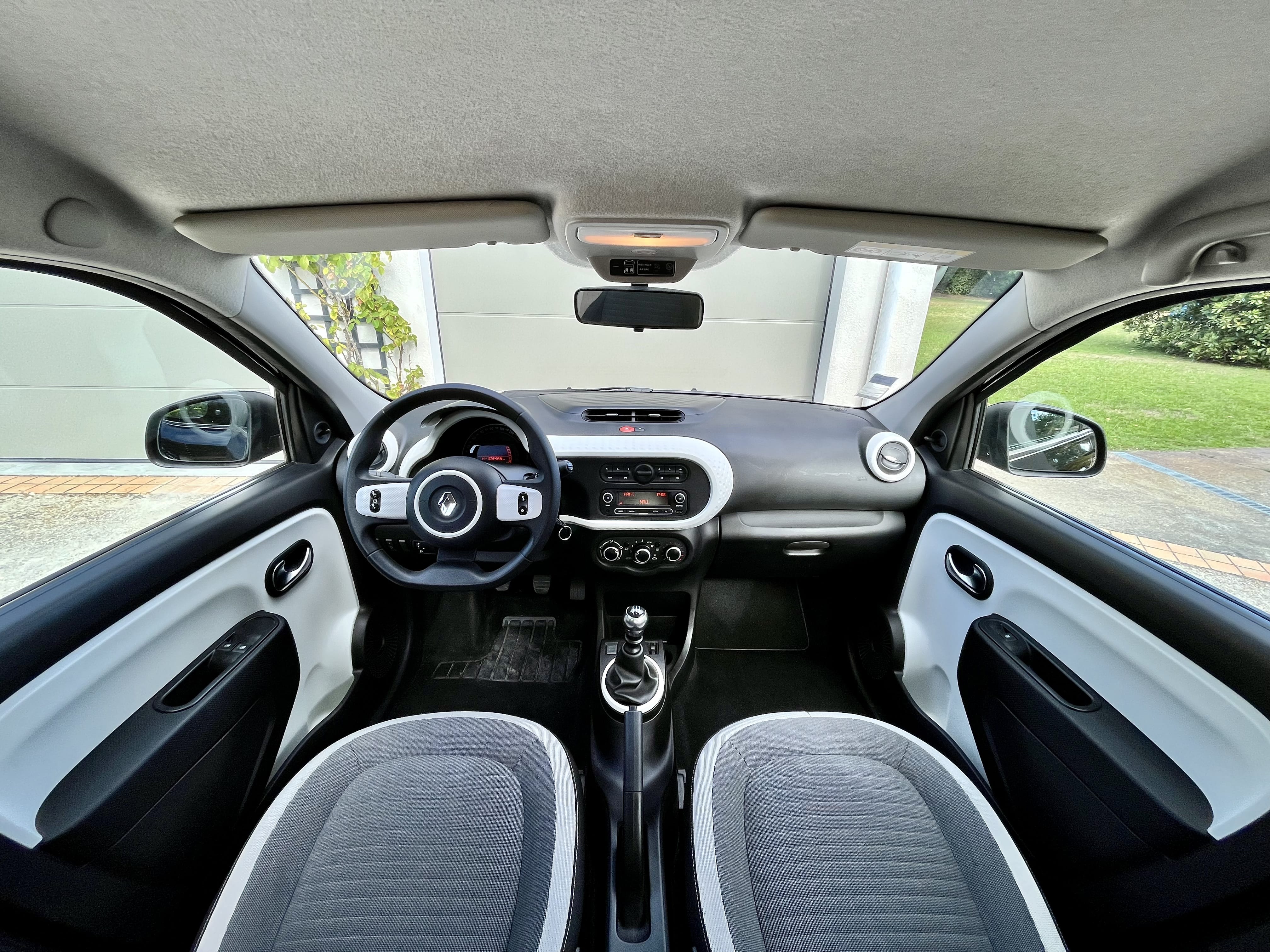 Renault Twingo 90cv avec Entrée audio / iPod