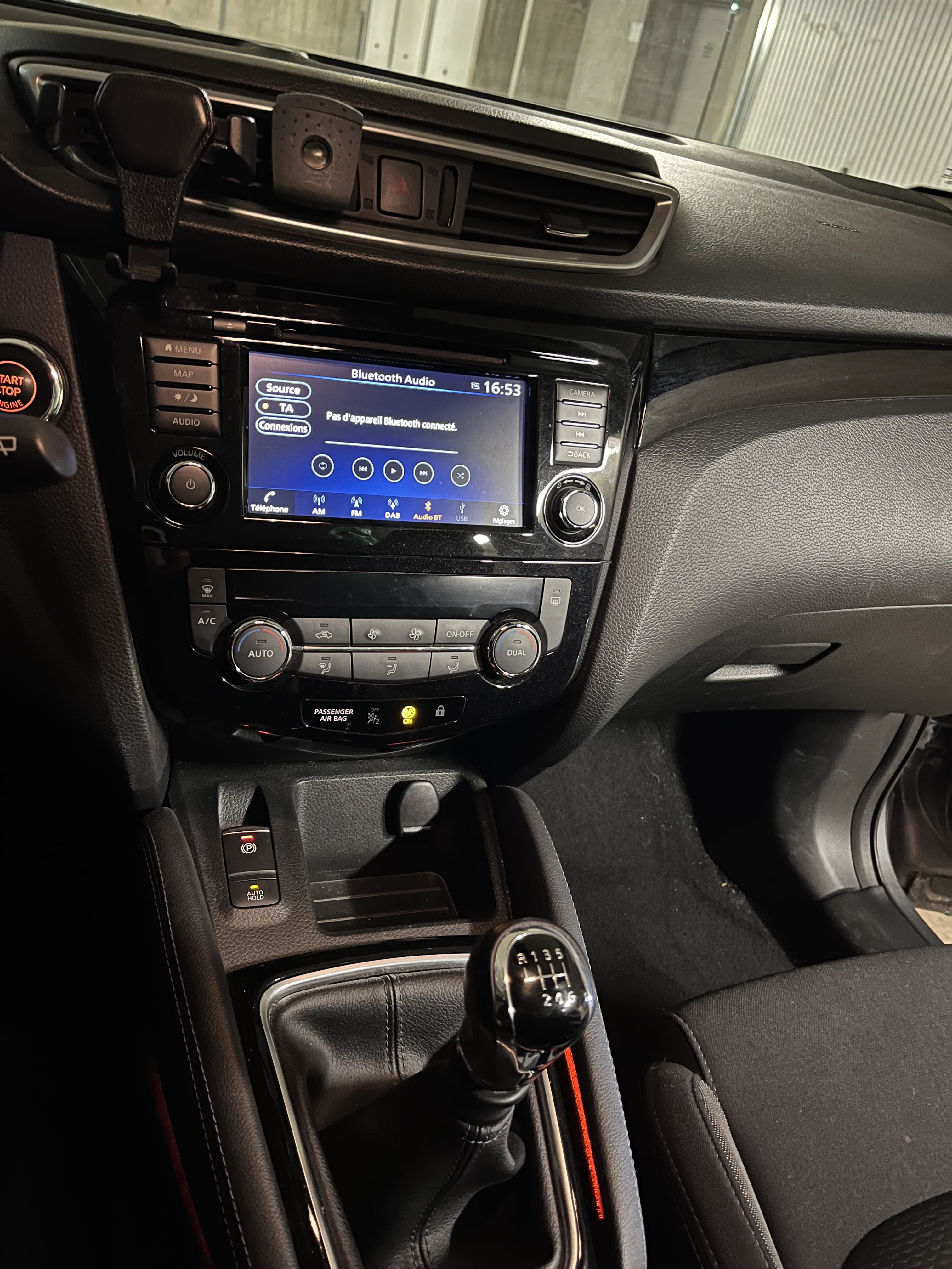 Nissan Qashqai with Android Auto