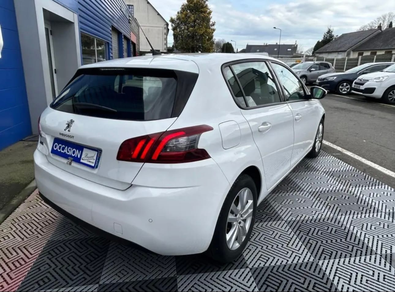 Peugeot 308 avec Climatisation
