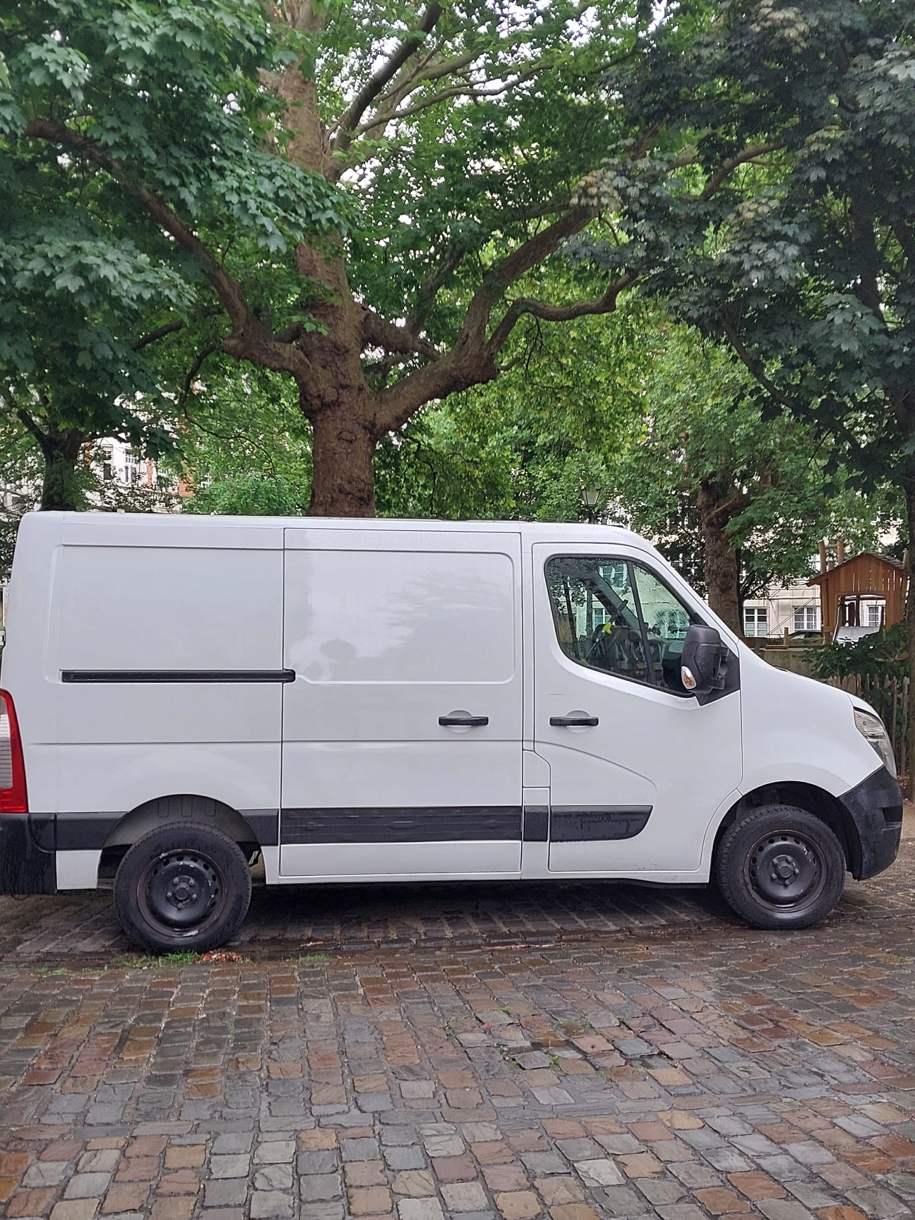 Nissan NV400 2.3 dCi avec Climatisation