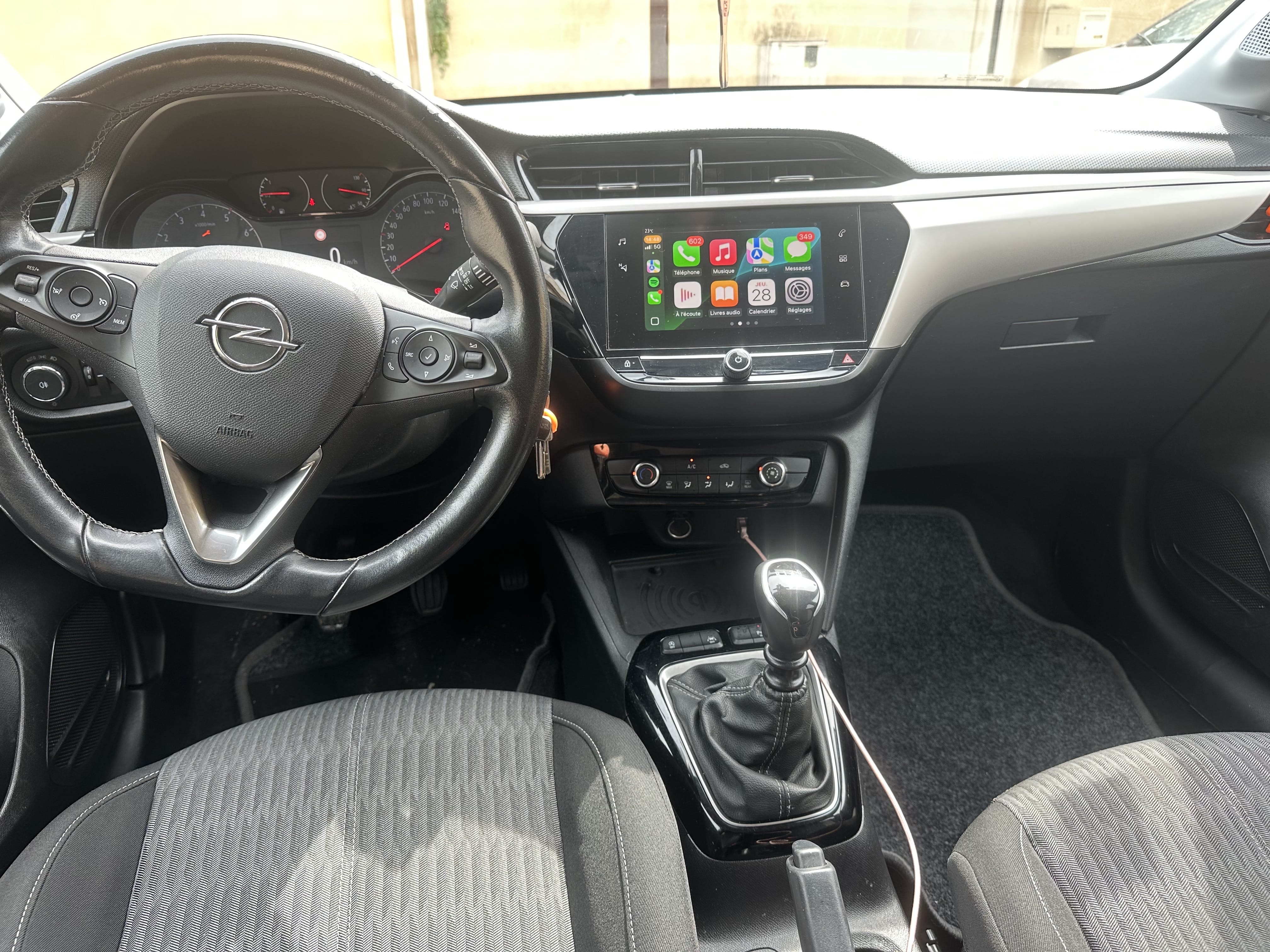 Opel Corsa avec Régulateur de vitesse