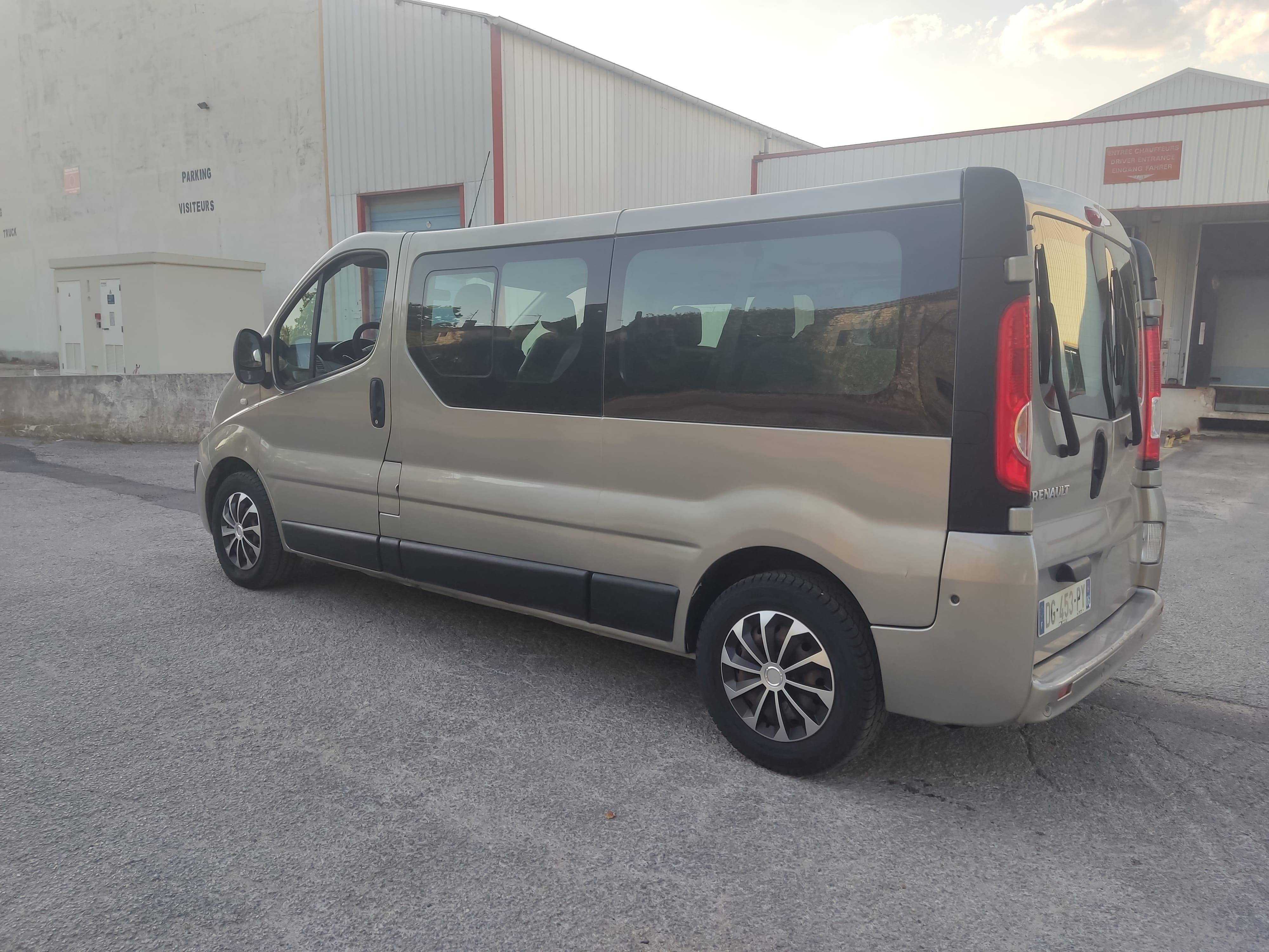 Renault Trafic Passenger avec GPS