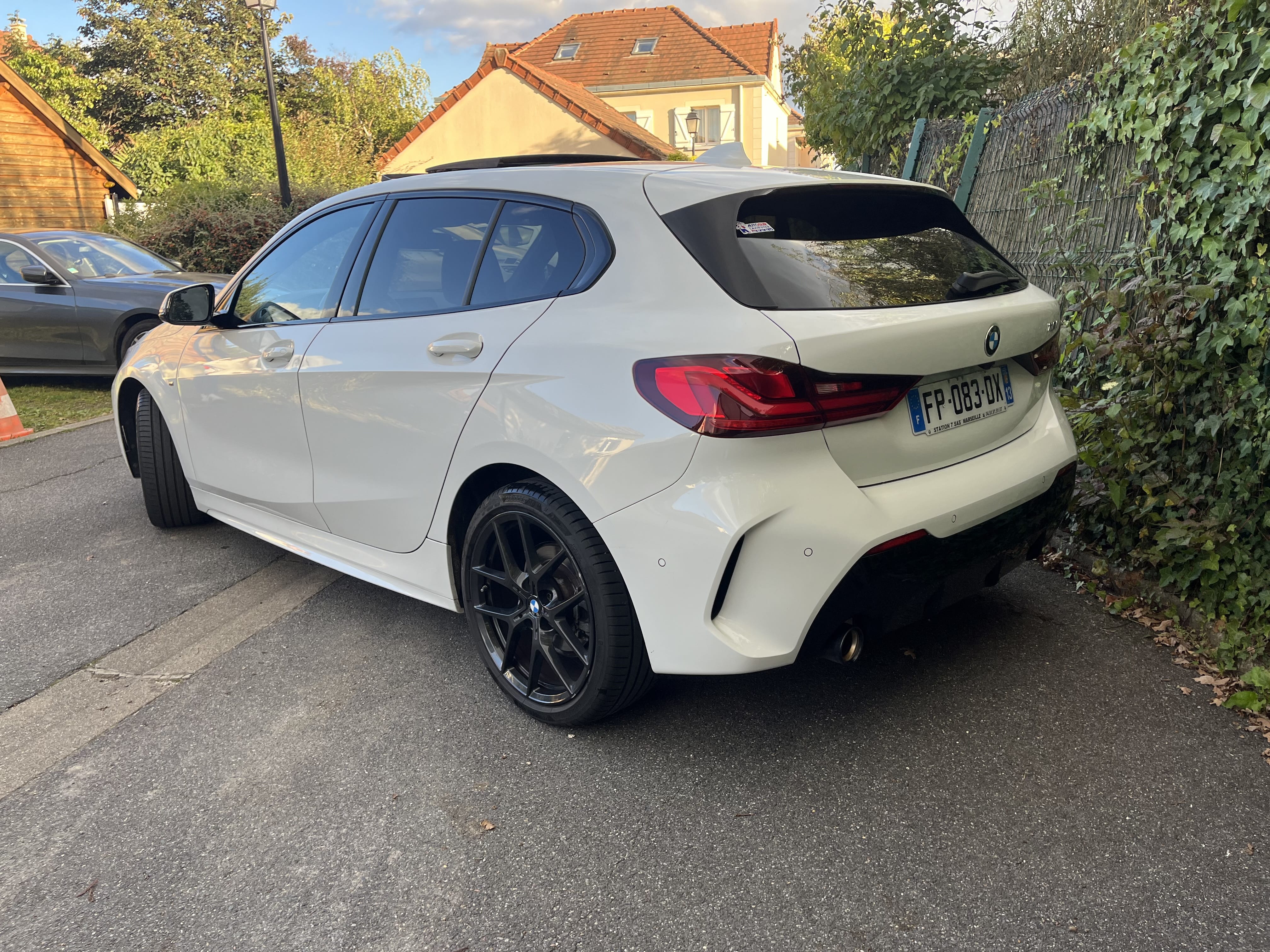 BMW Série 1 Toit ouvrant - CarPlay avec Climatisation