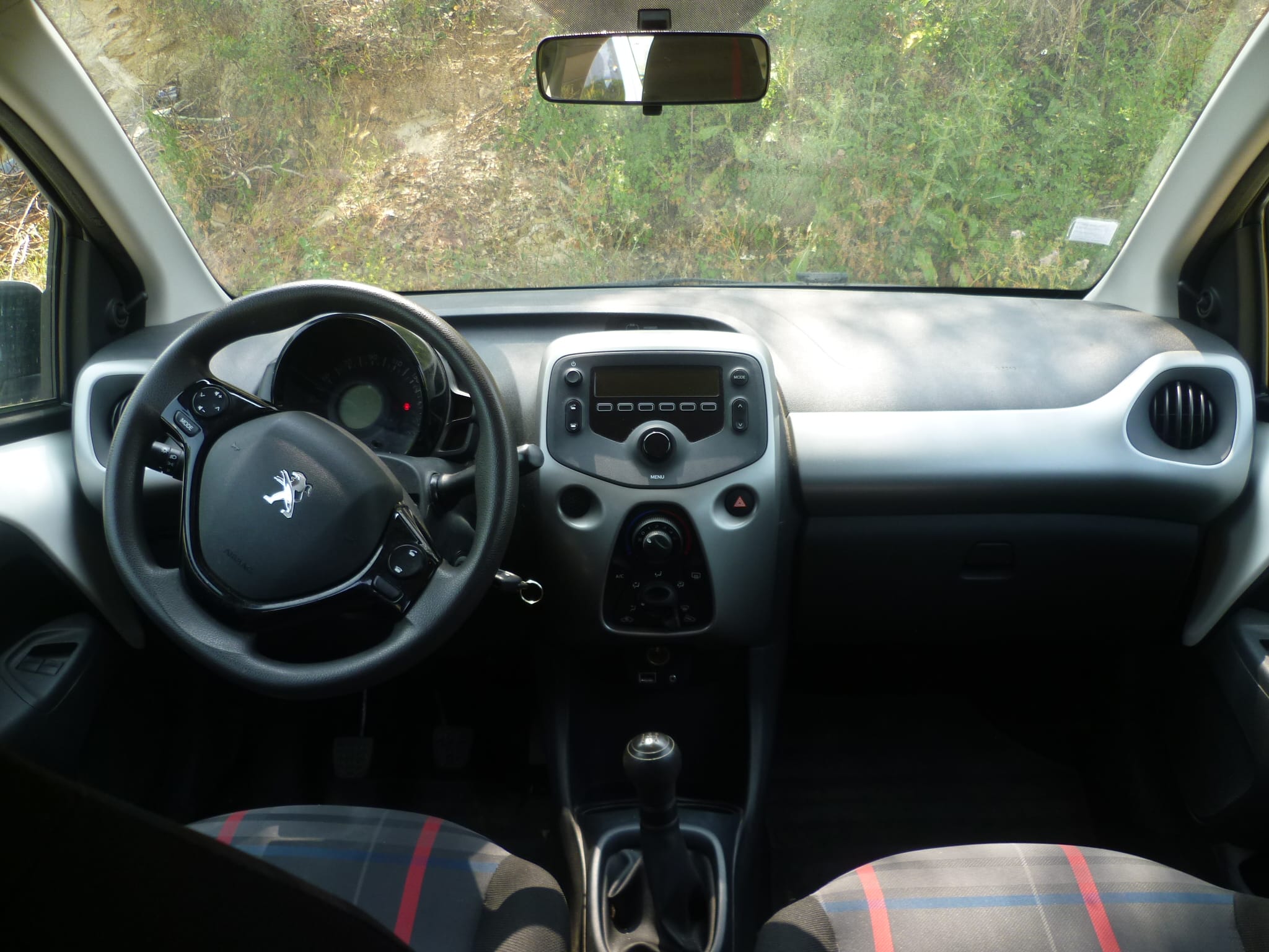 Peugeot 108 with Android Auto