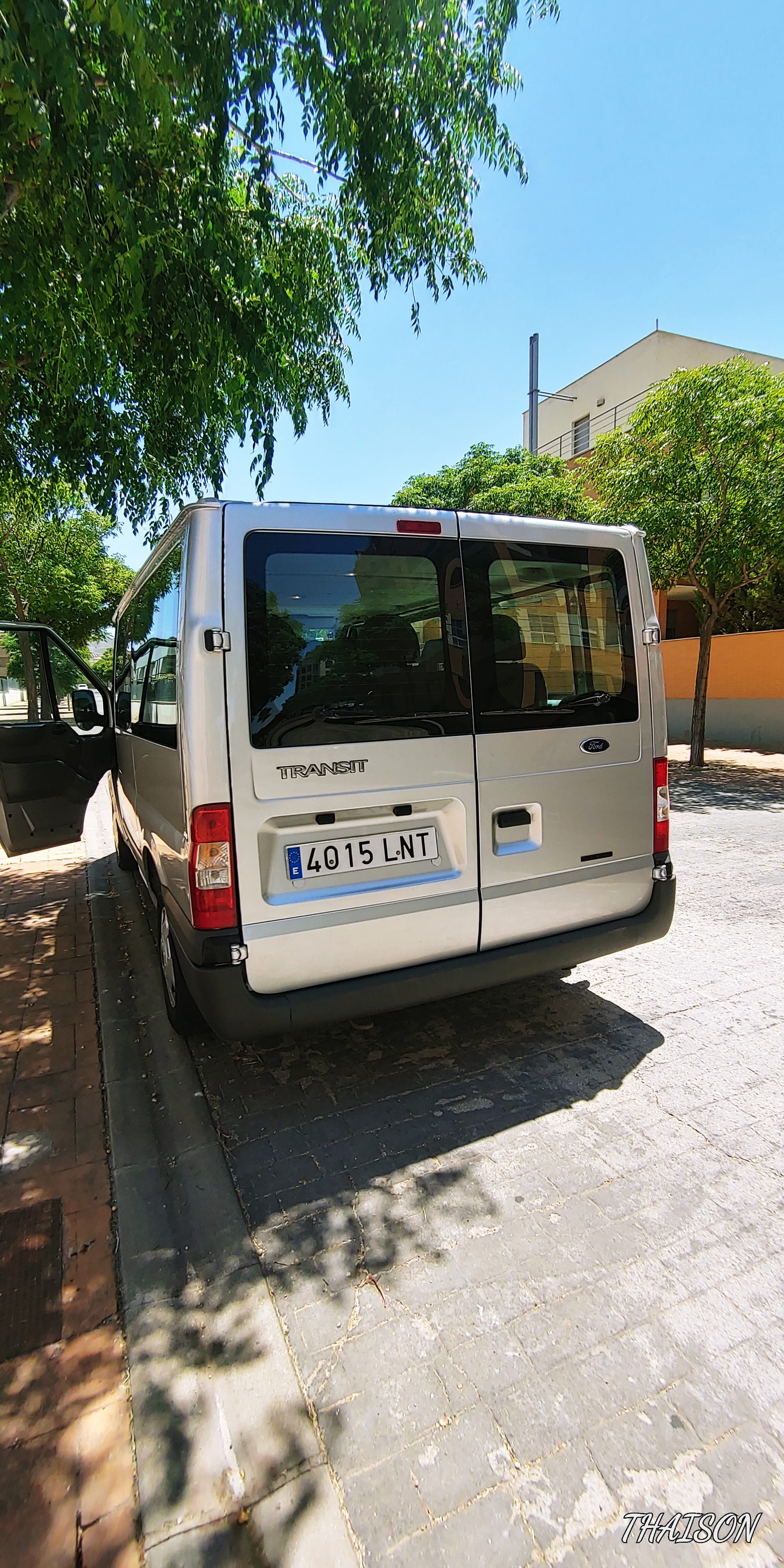 Ford Transit Kombi con Aire acondicionado