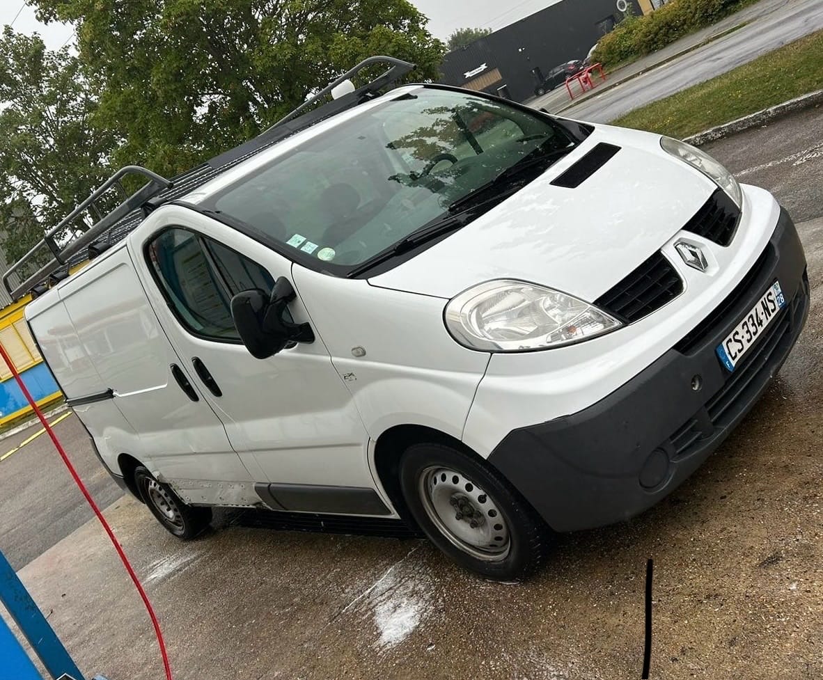 Renault Trafic 6m3 Galerie de toit à bas prix avec Porte-vélos
