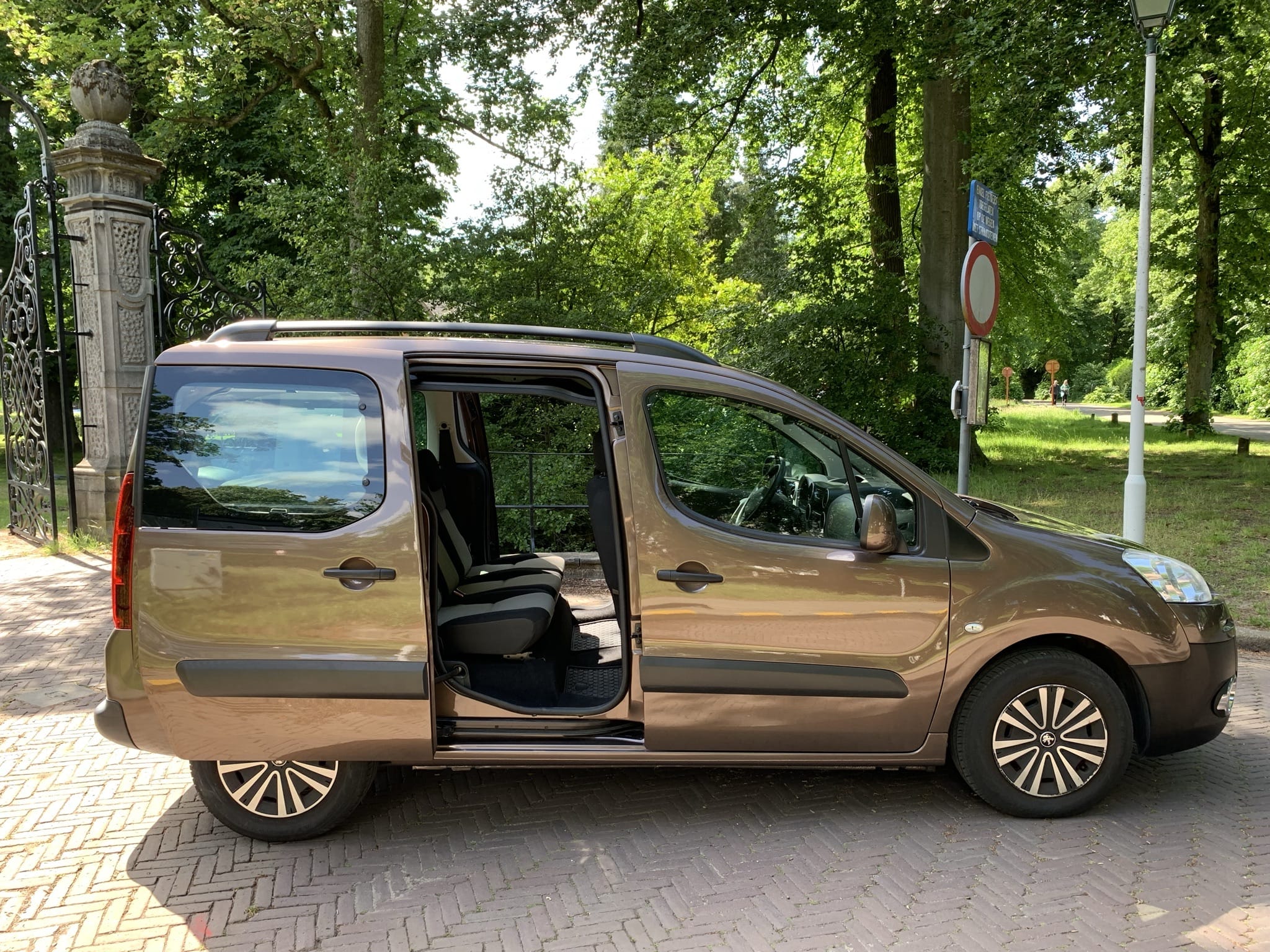 Peugeot Partner Tepee avec Climatisation