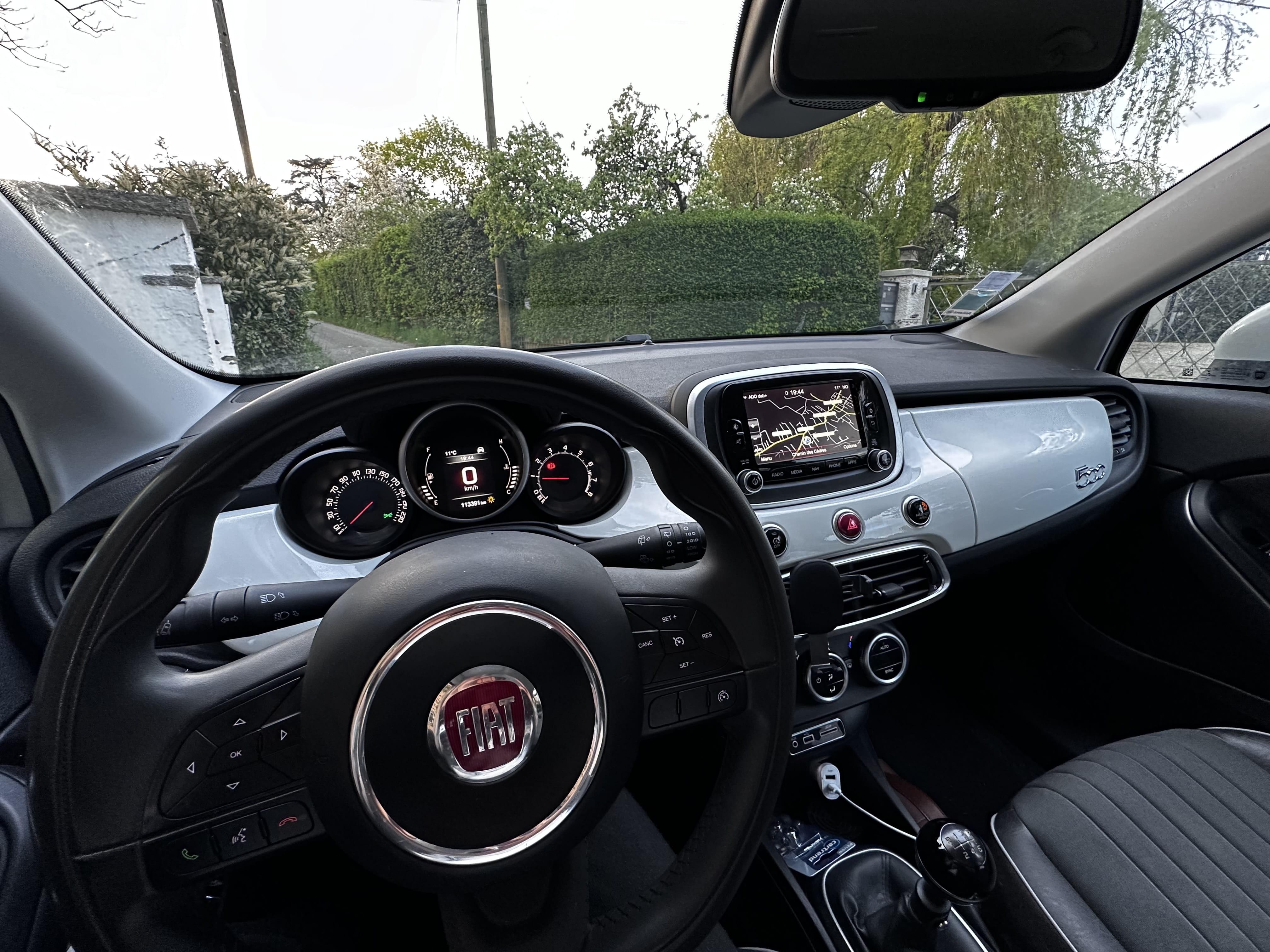Fiat 500 X avec GPS