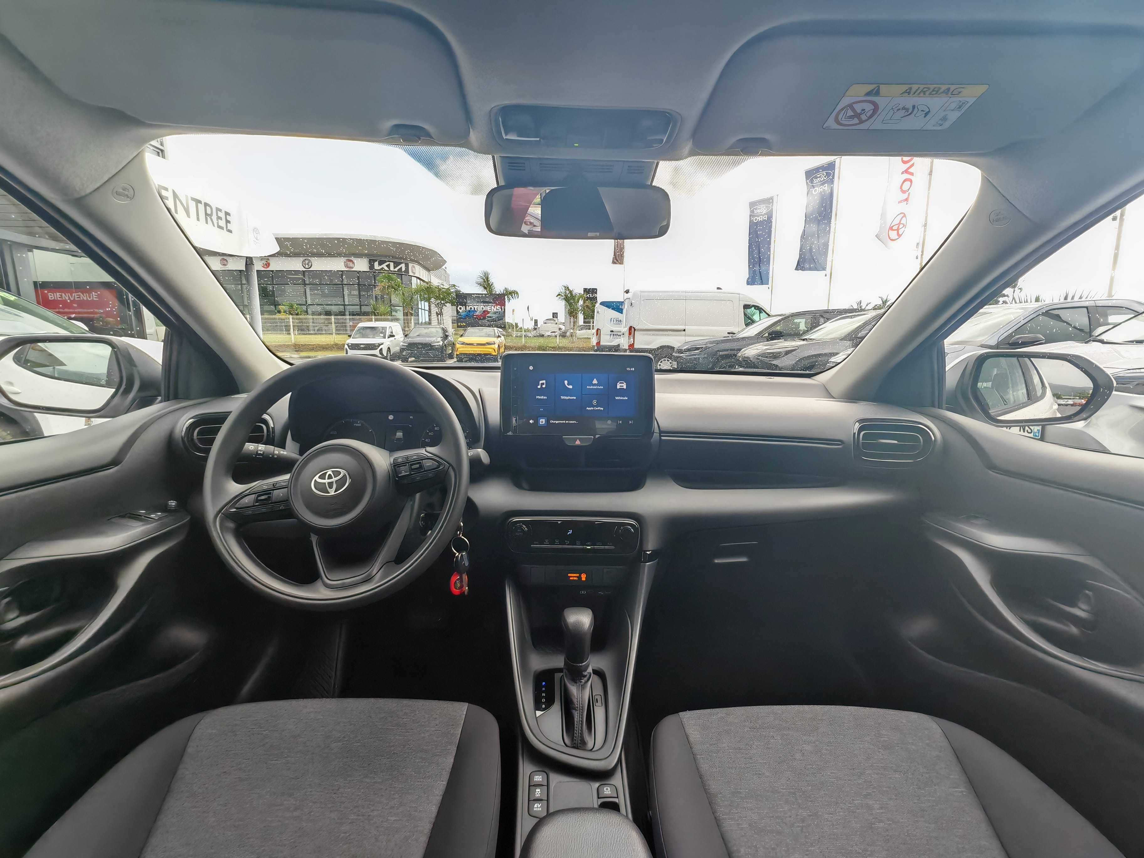 Toyota Yaris Hybride avec Climatisation