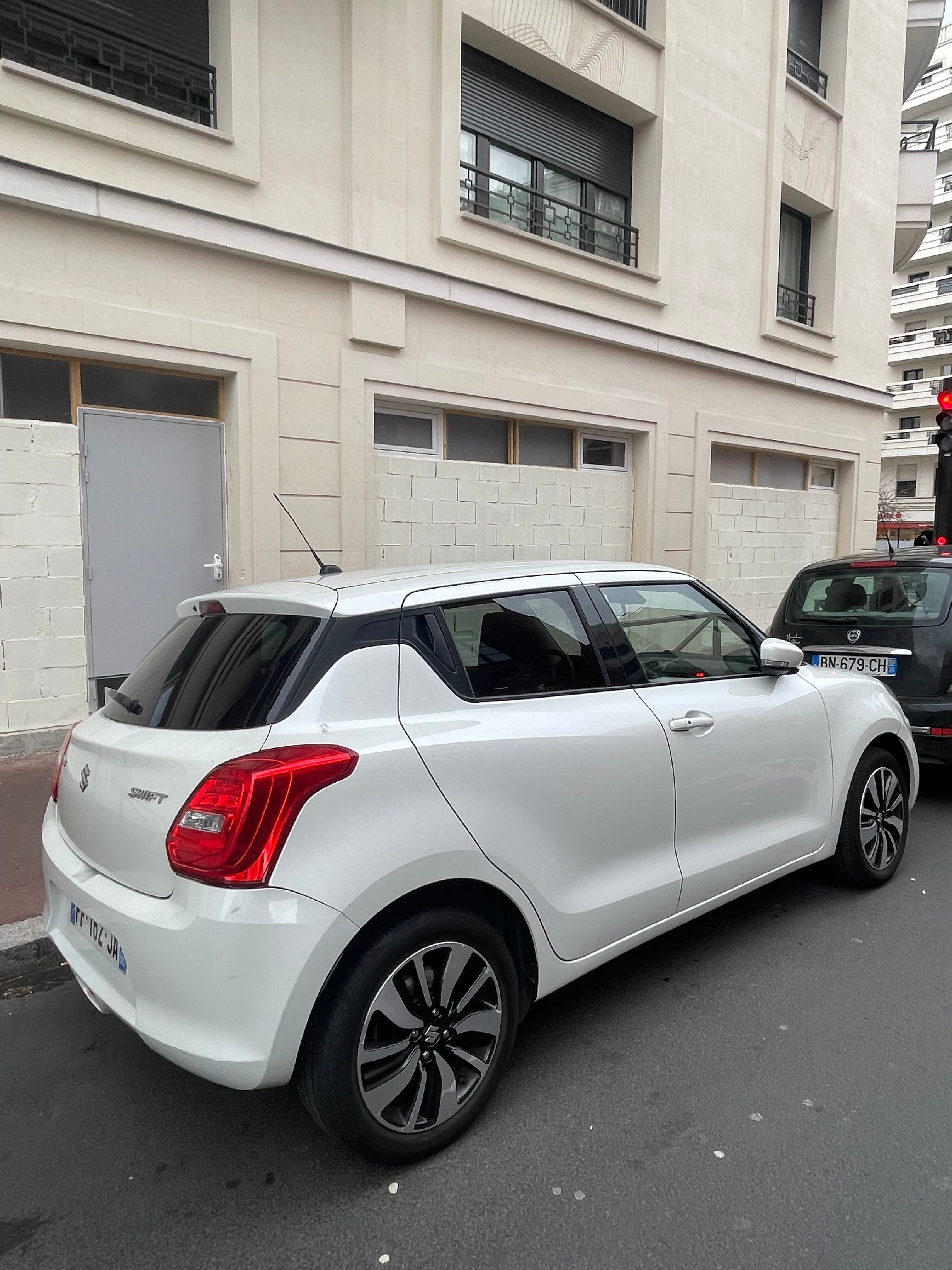 Suzuki Swift avec Régulateur de vitesse