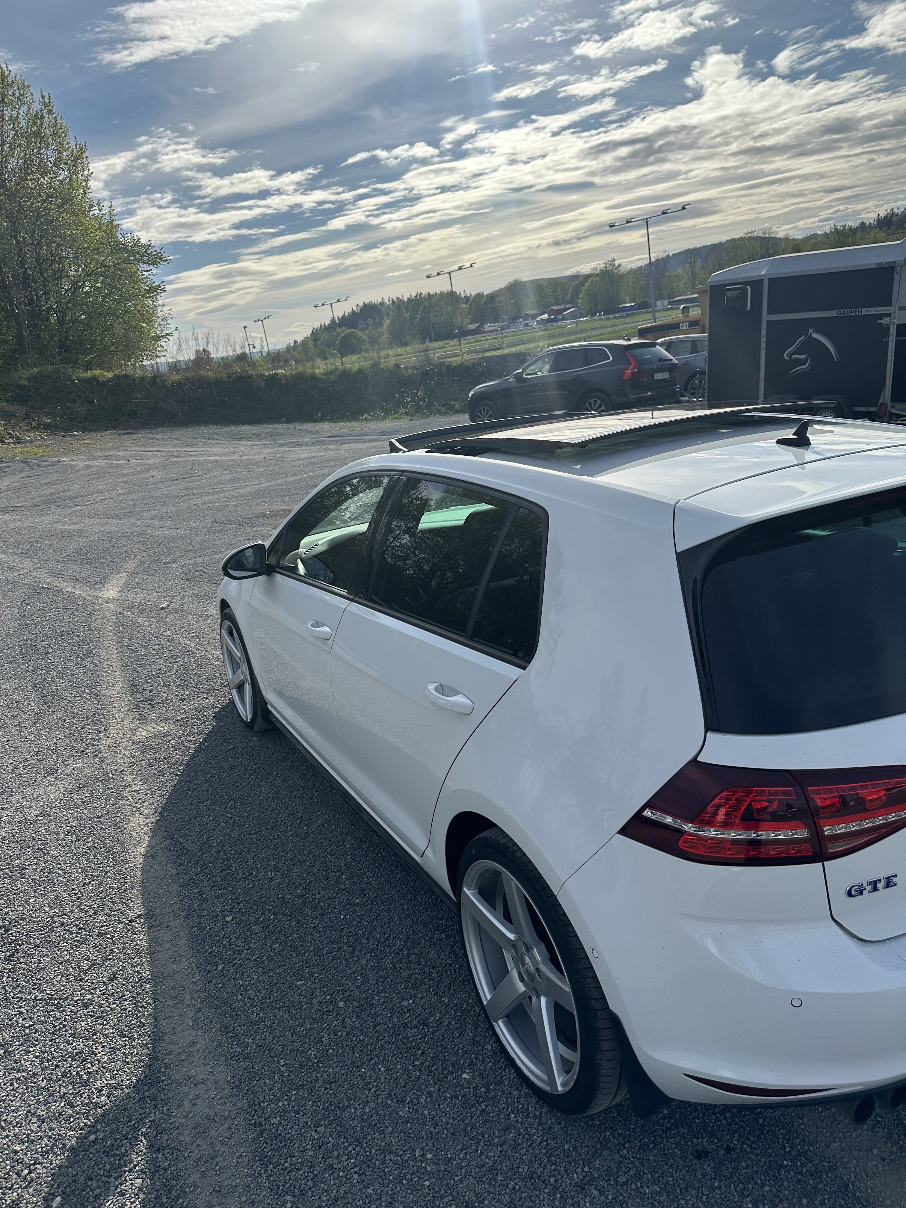 Volkswagen Golf GTE med GPS