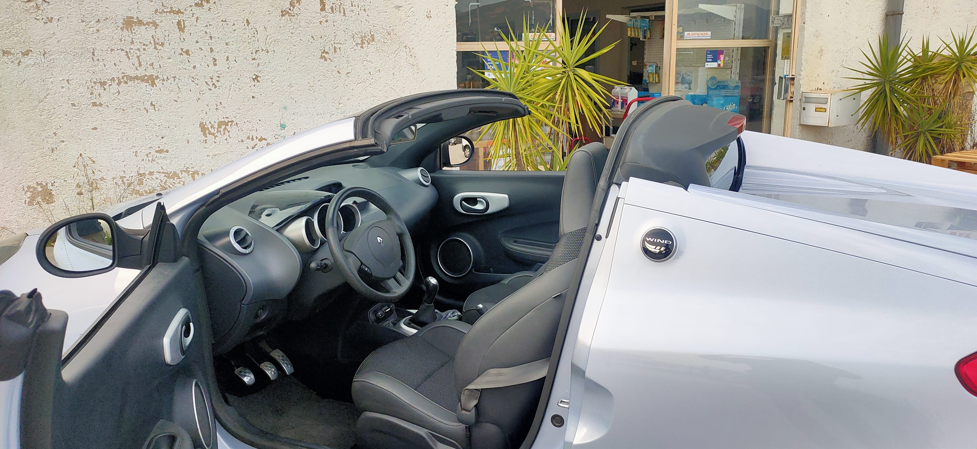 Renault Wind Cabriolet avec Audio Bluetooth