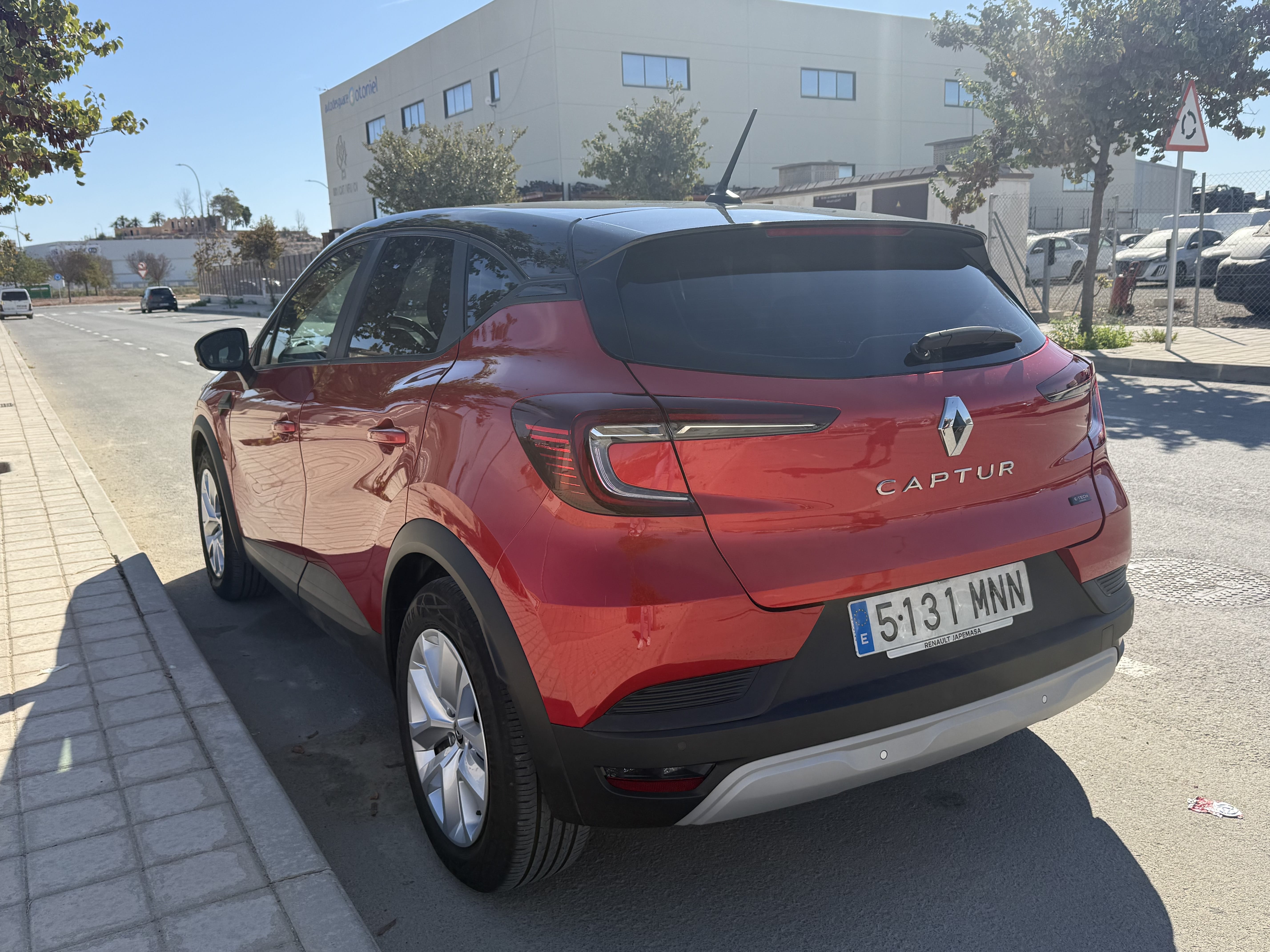 Renault Captur with Backup camera
