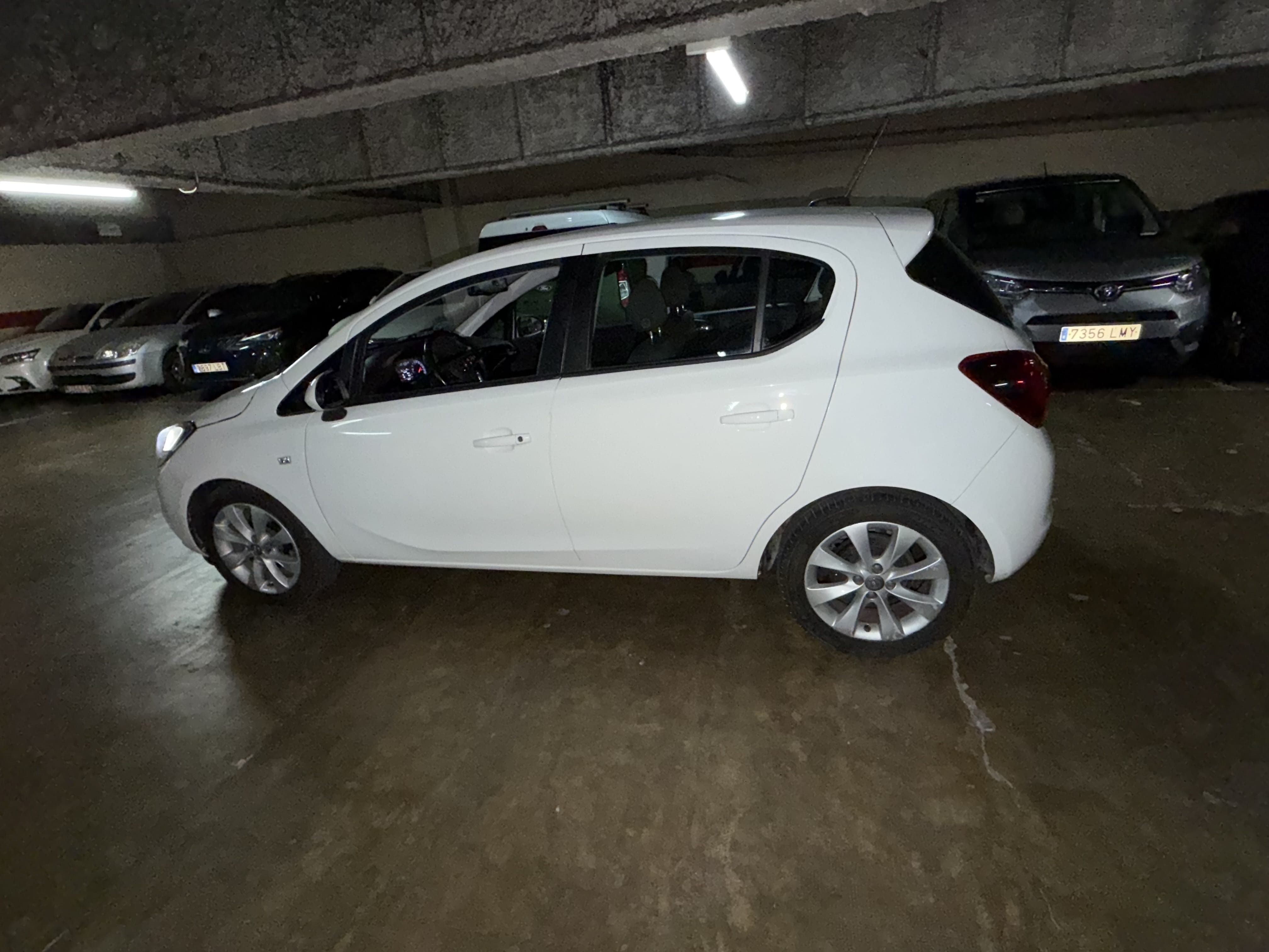 Opel Corsa avec Audio Bluetooth