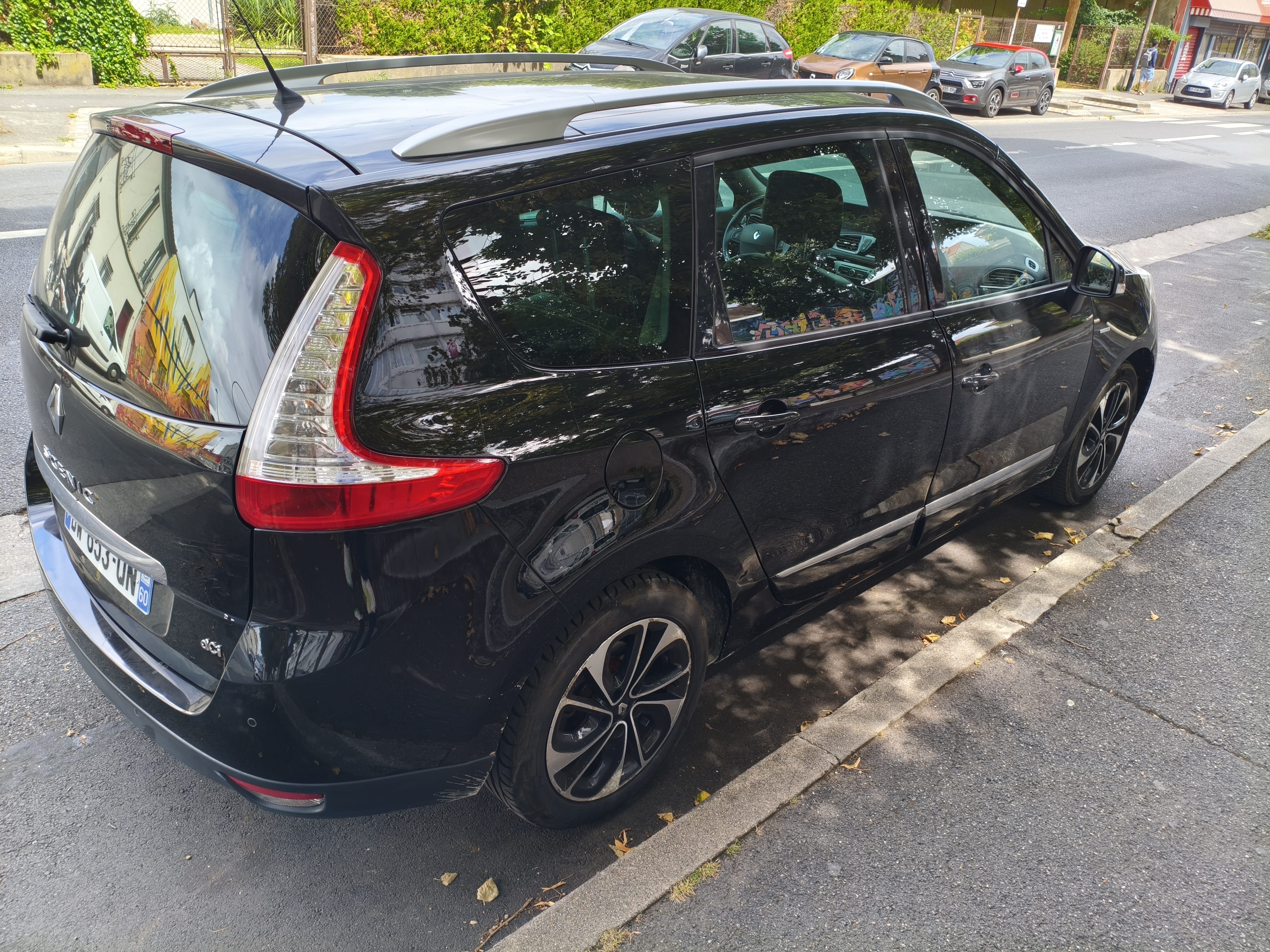 Renault Grand Scenic avec GPS