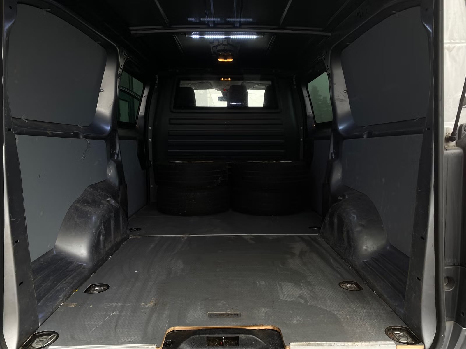 Peugeot Expert med Bluetooth audio