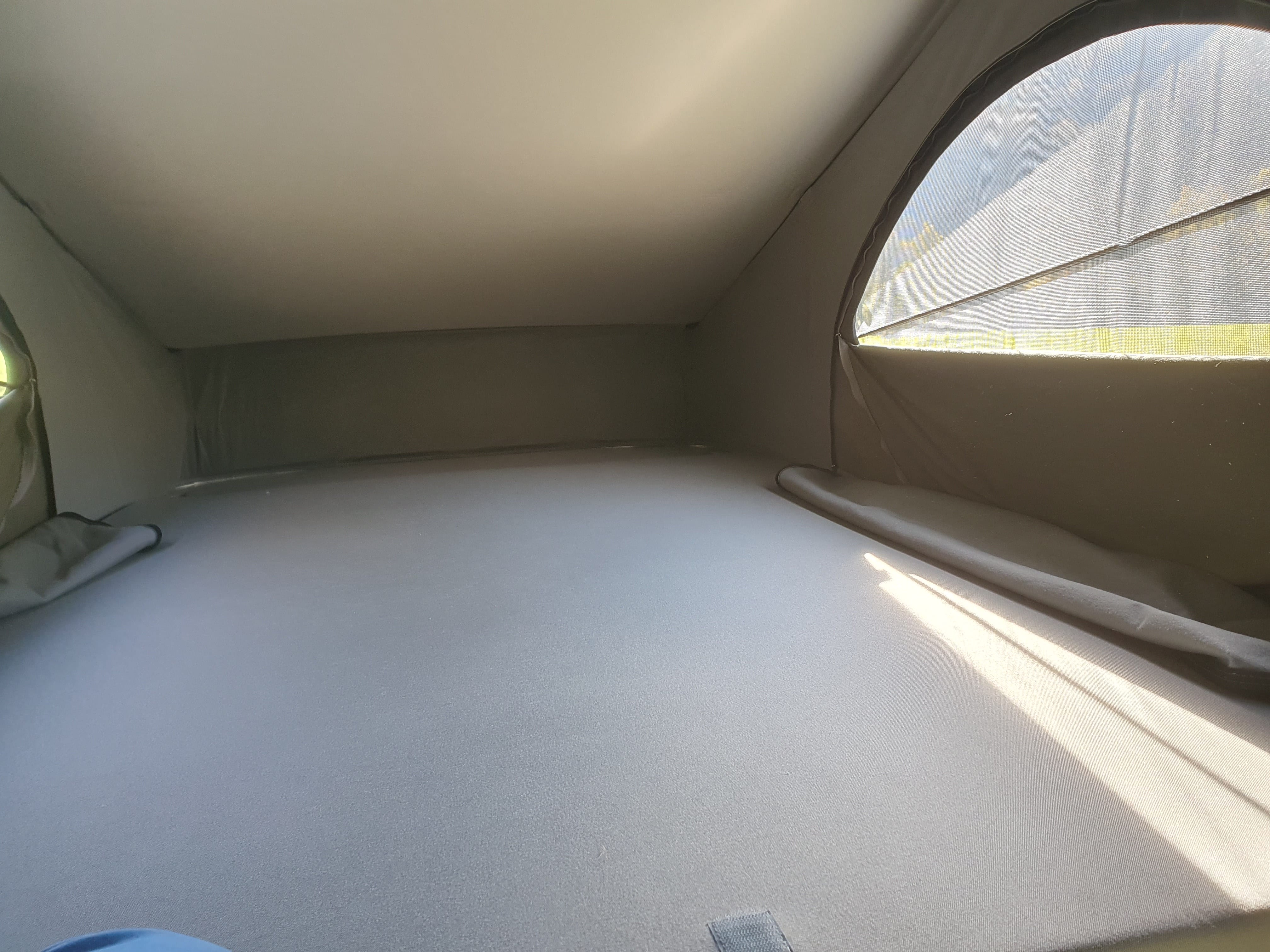 Volkswagen Transporter Camper 2.0 TDI 140 CALIFORNIA avec Entrée audio / iPod