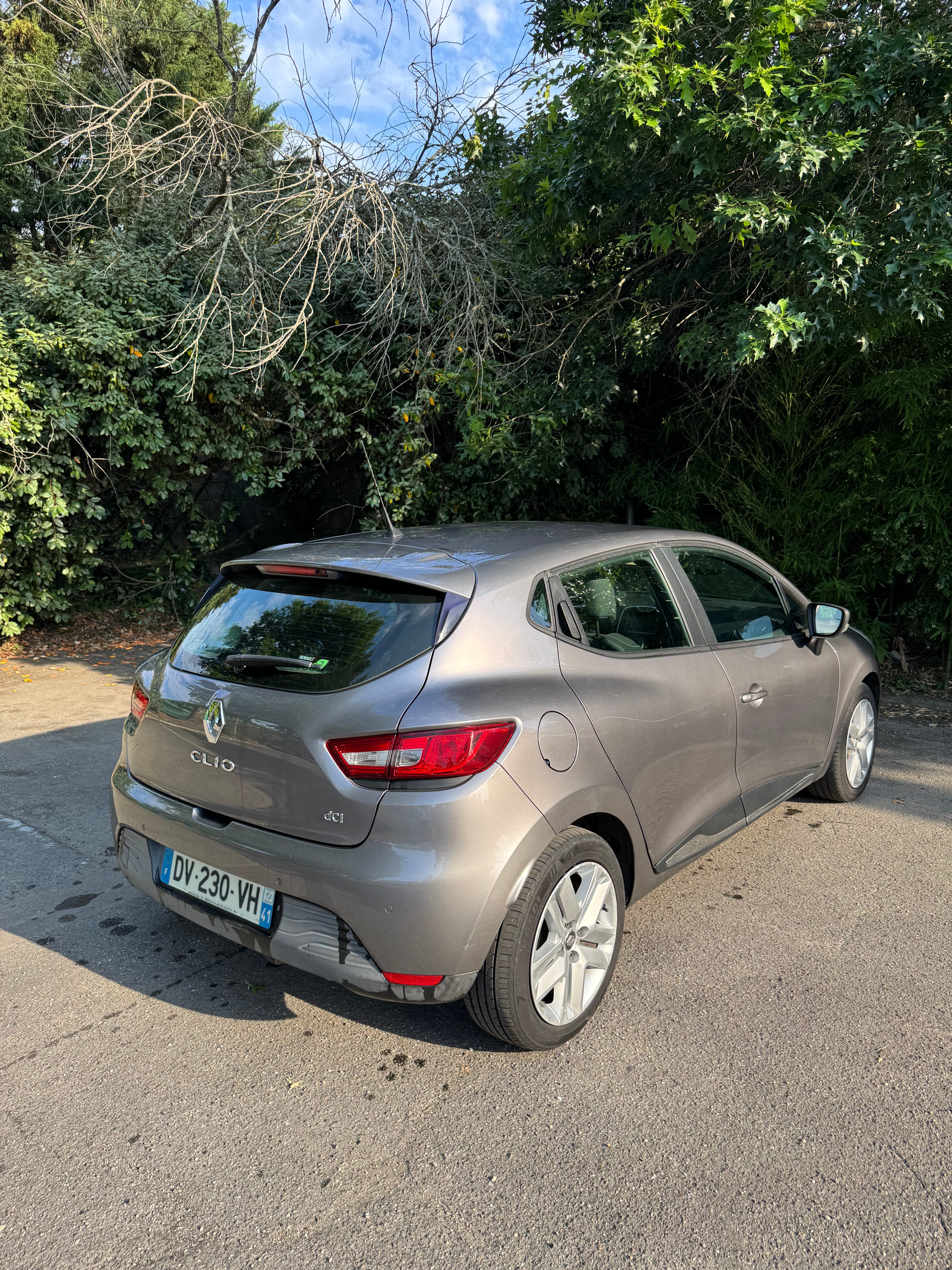 Renault Clio 4 1.5 dCi avec GPS