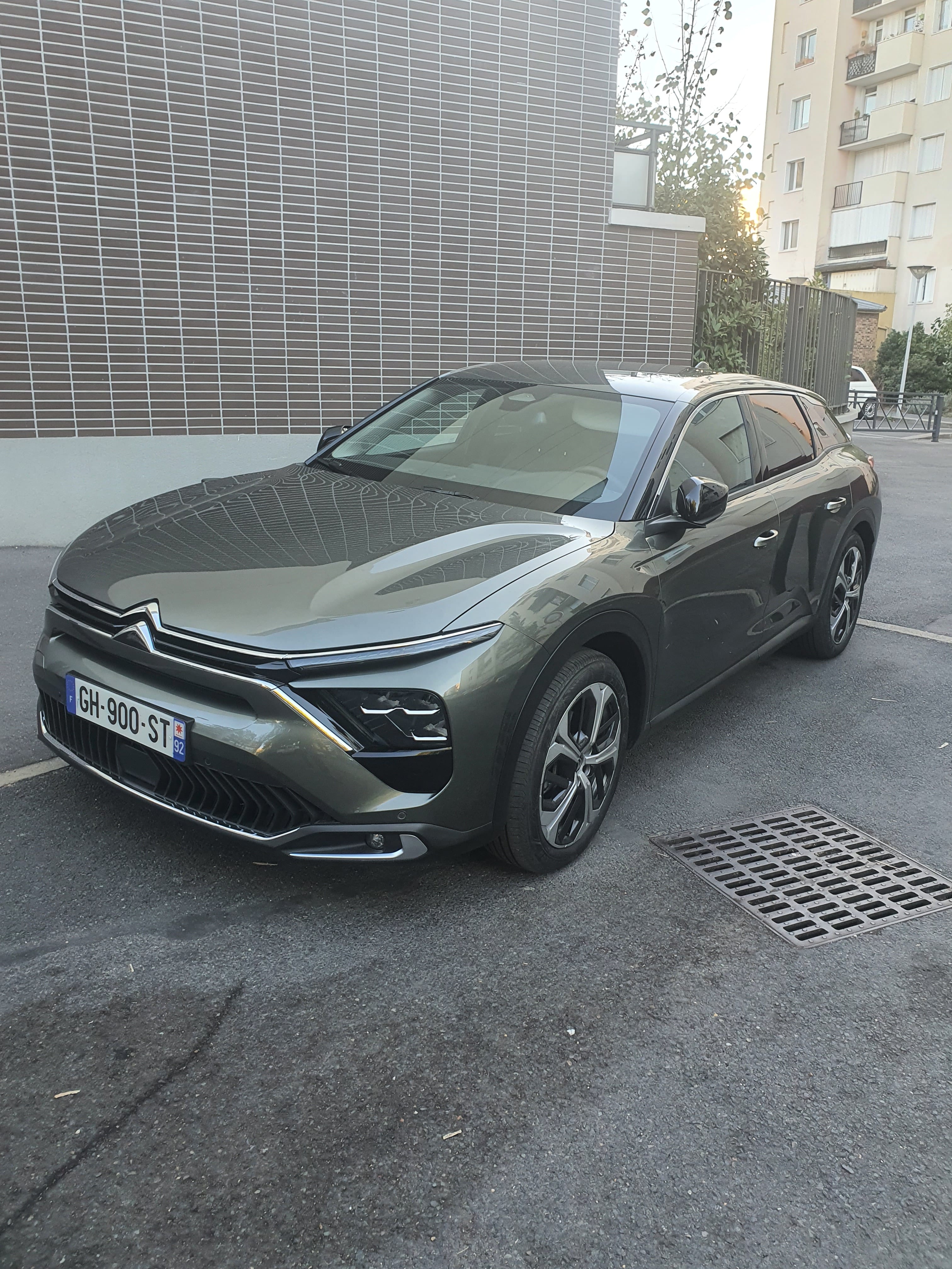 Citroen C5 Cross Tourer  Citroën C5x 180, 2022, Essence 98, automatique