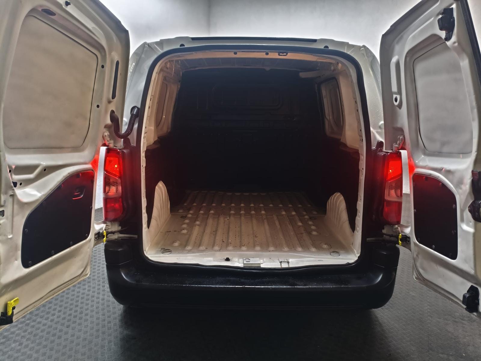 Peugeot Partner con Audio Bluetooth