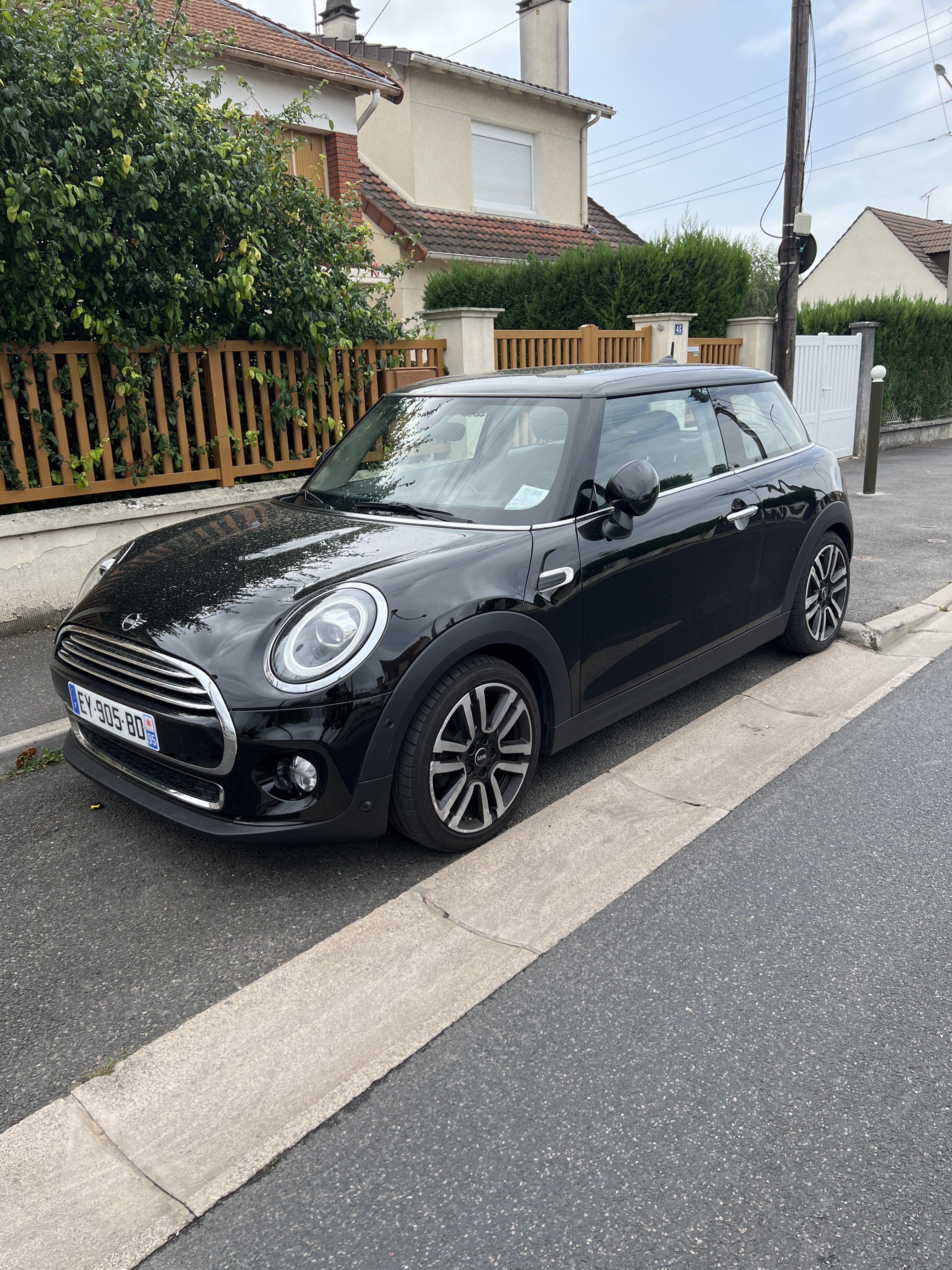 Mini Cooper F56, 2018, Essence 98, automatique