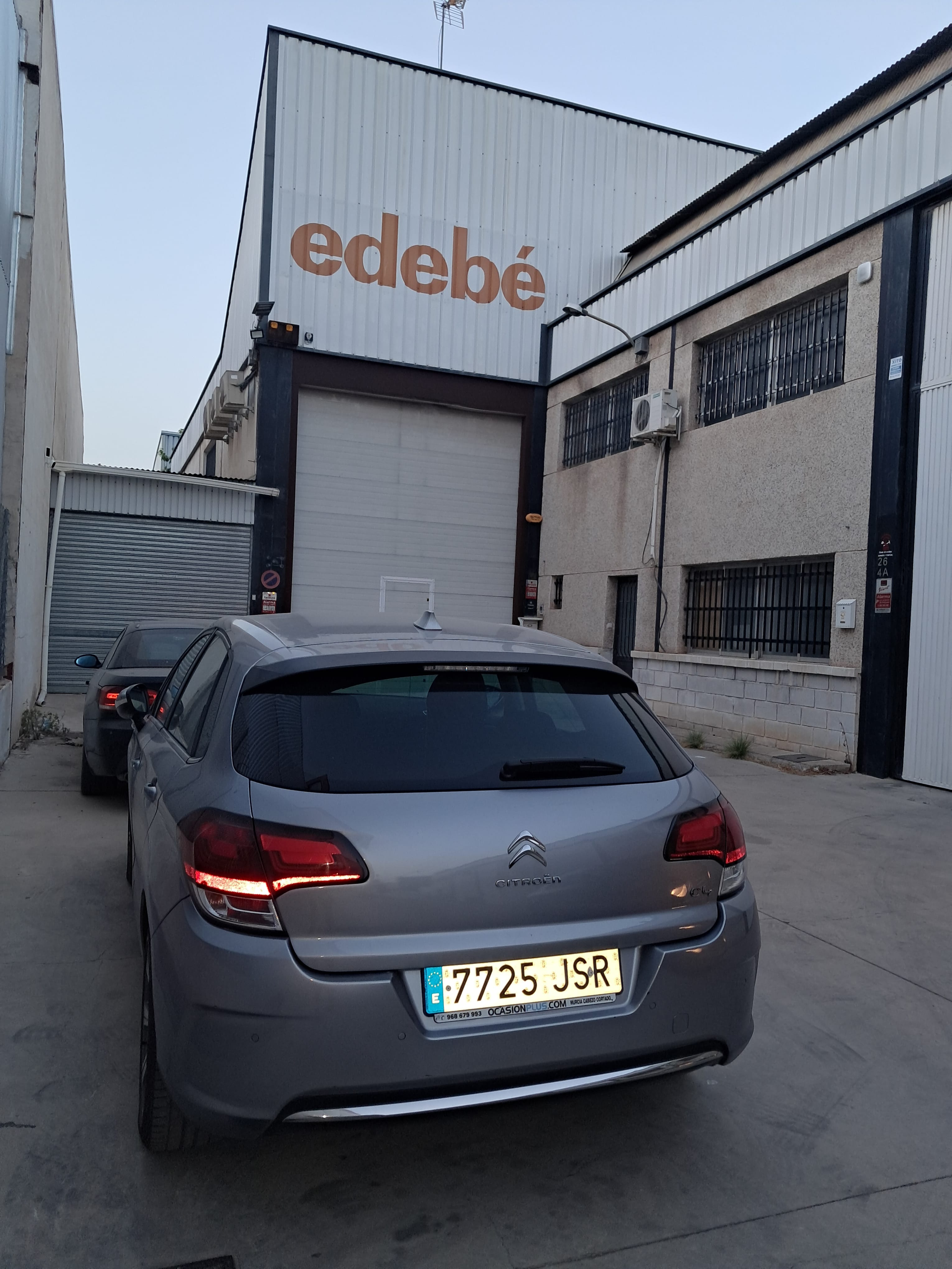 Citroen C4 con Aire acondicionado