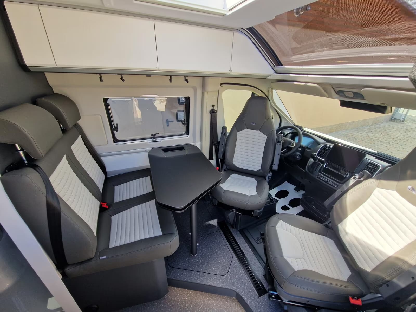 Adria Twin 640 SGX med Vinterdekk