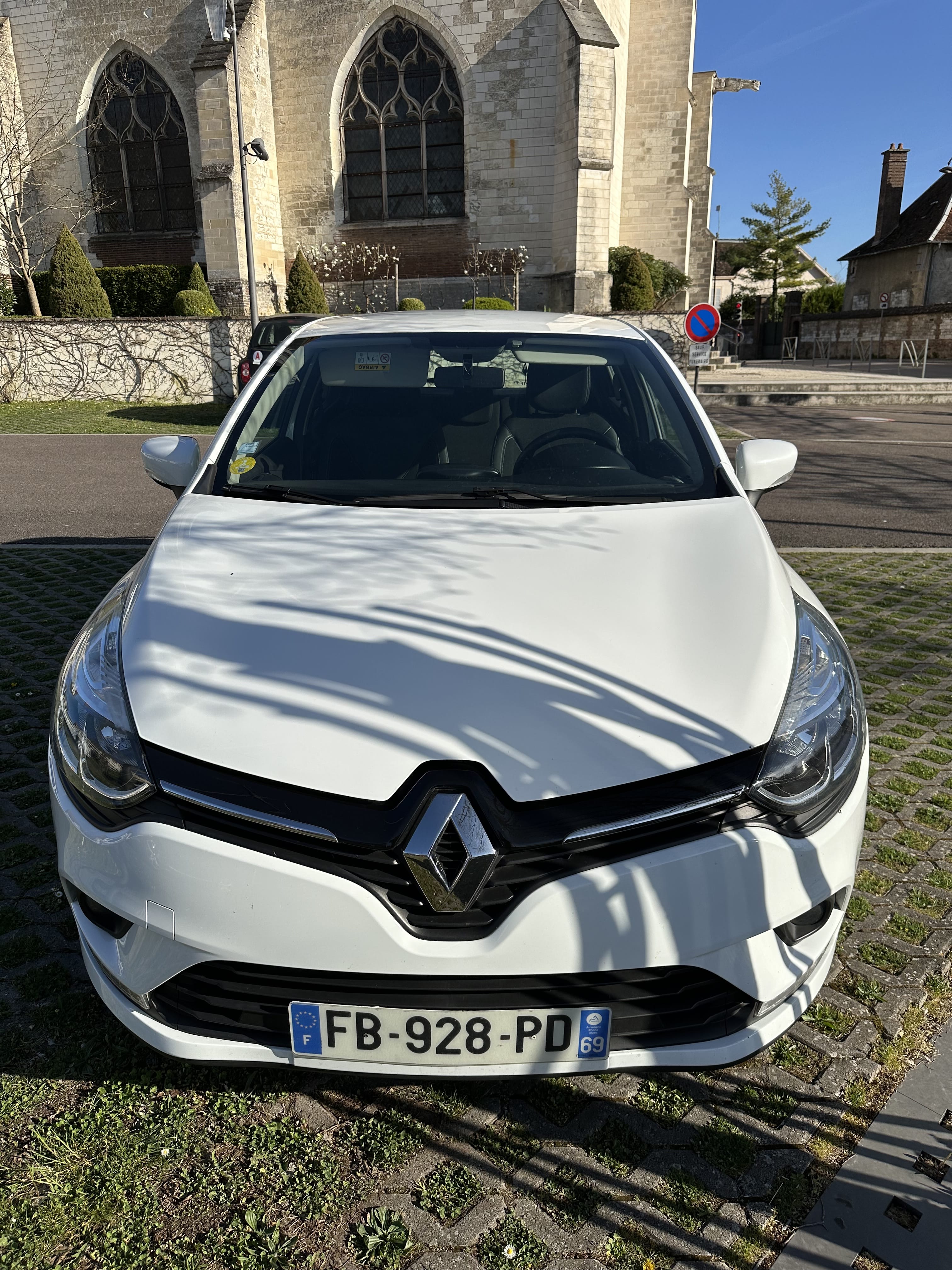 Renault Clio 1.5dci avec Climatisation