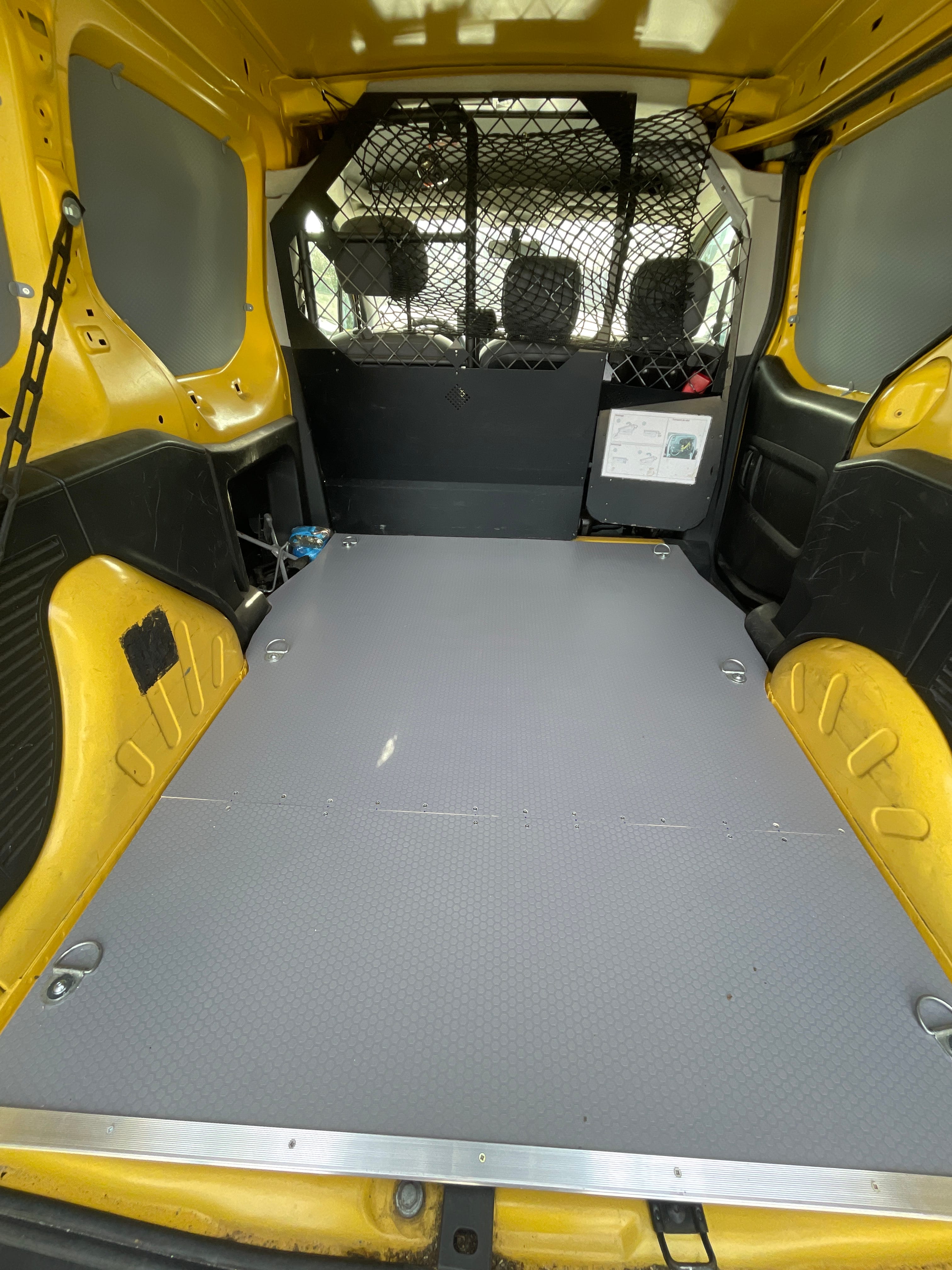 Citroen Berlingo avec Entrée audio / iPod