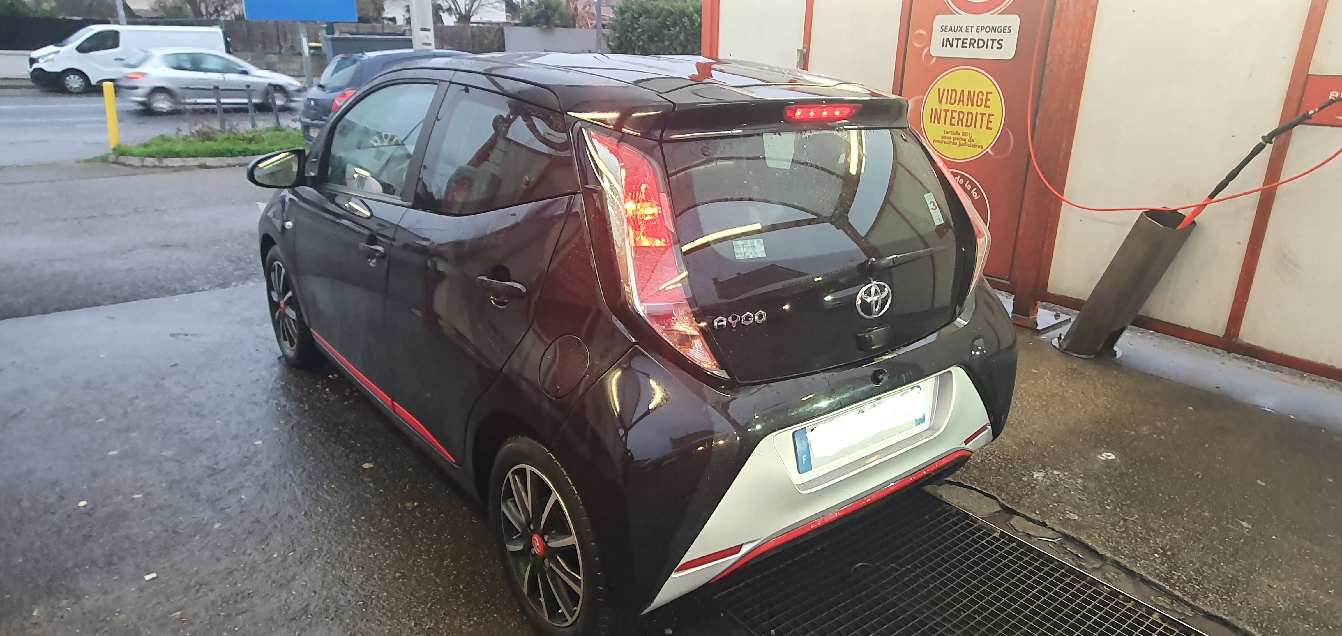 Toyota Aygo avec GPS