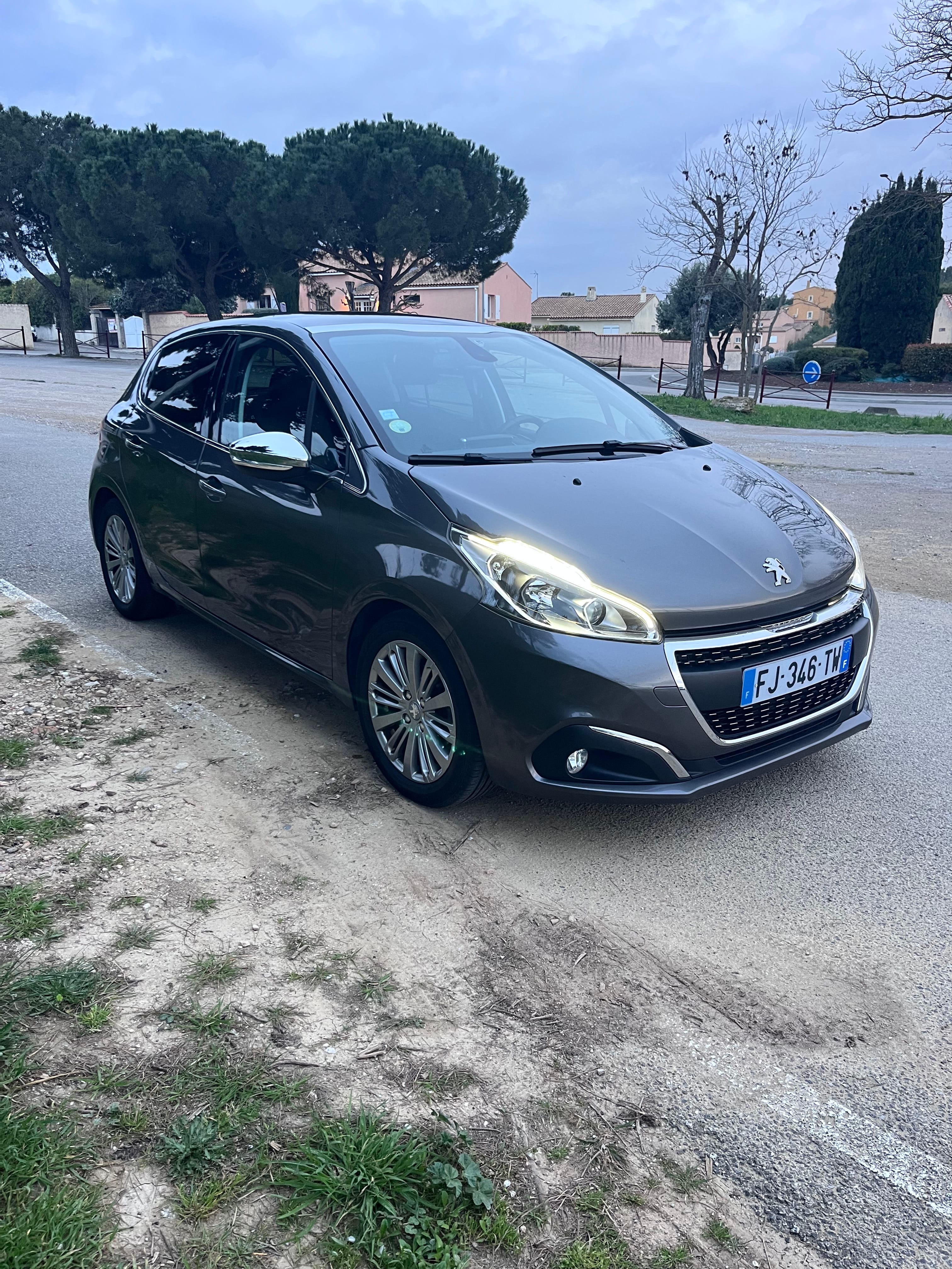 Peugeot 208, 2019, Diesel
