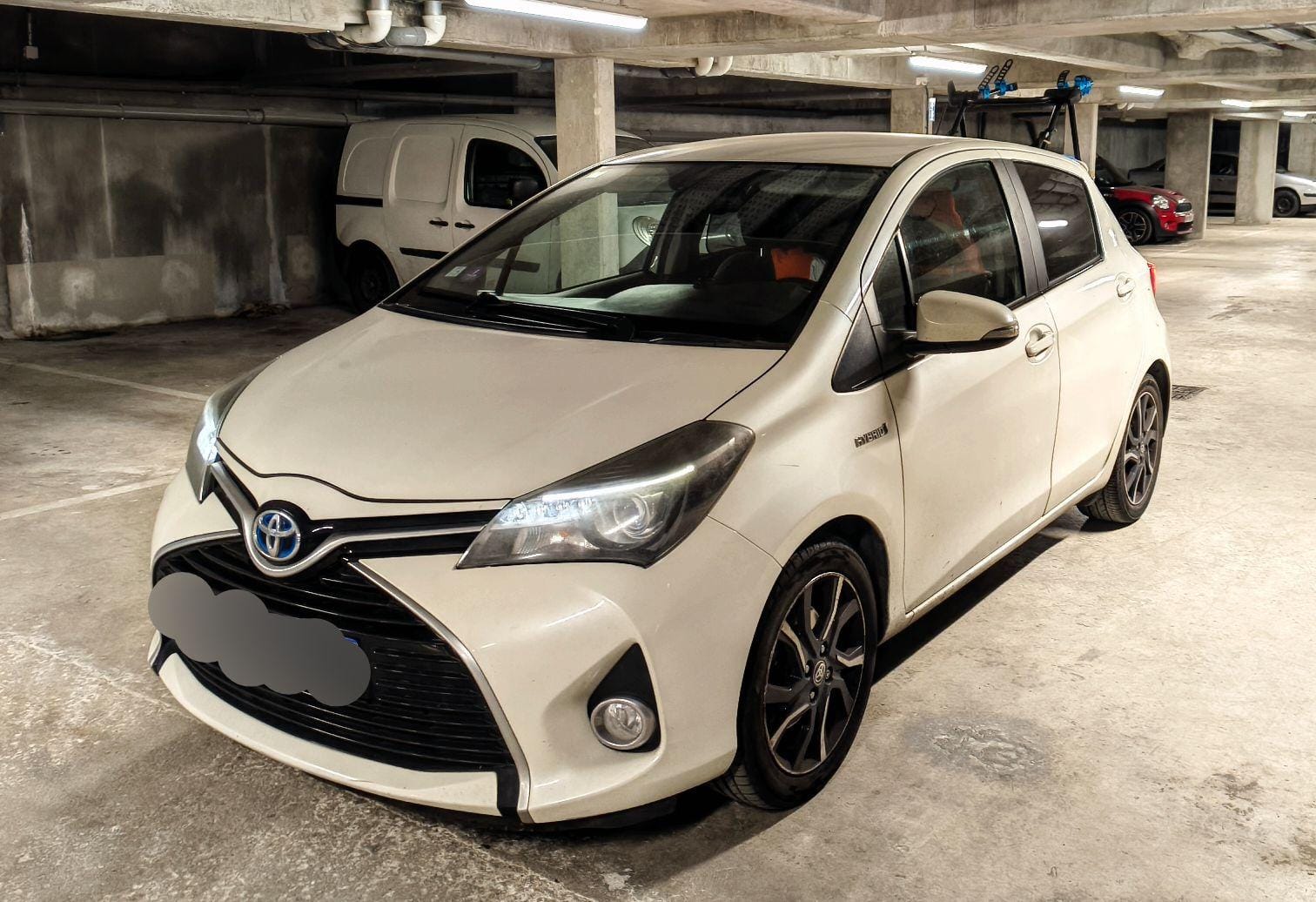 Toyota Yaris Hybride, 2014, automatique
