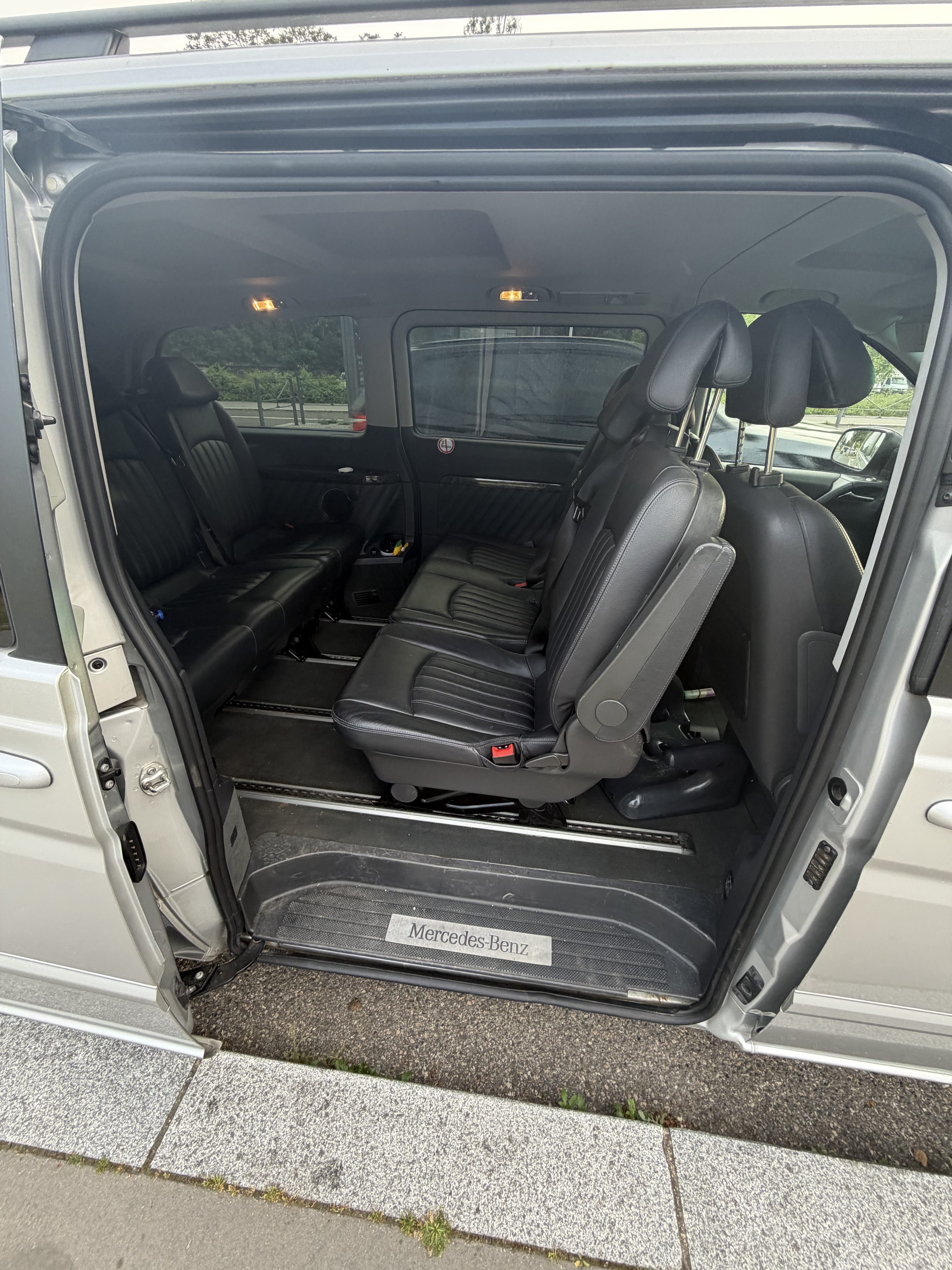 Mercedes-Benz Viano avec Audio Bluetooth