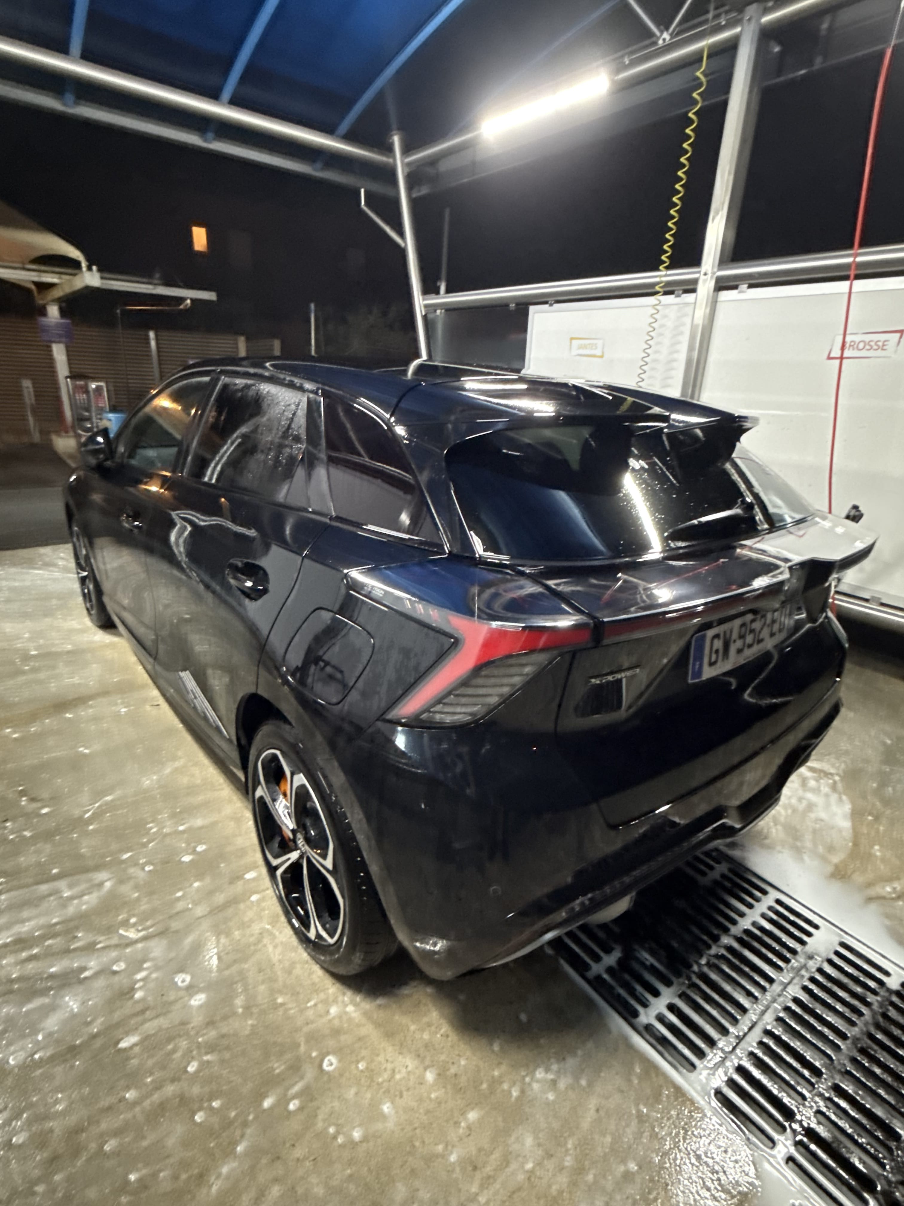 MG MG4, 2024, Électrique, automatique
