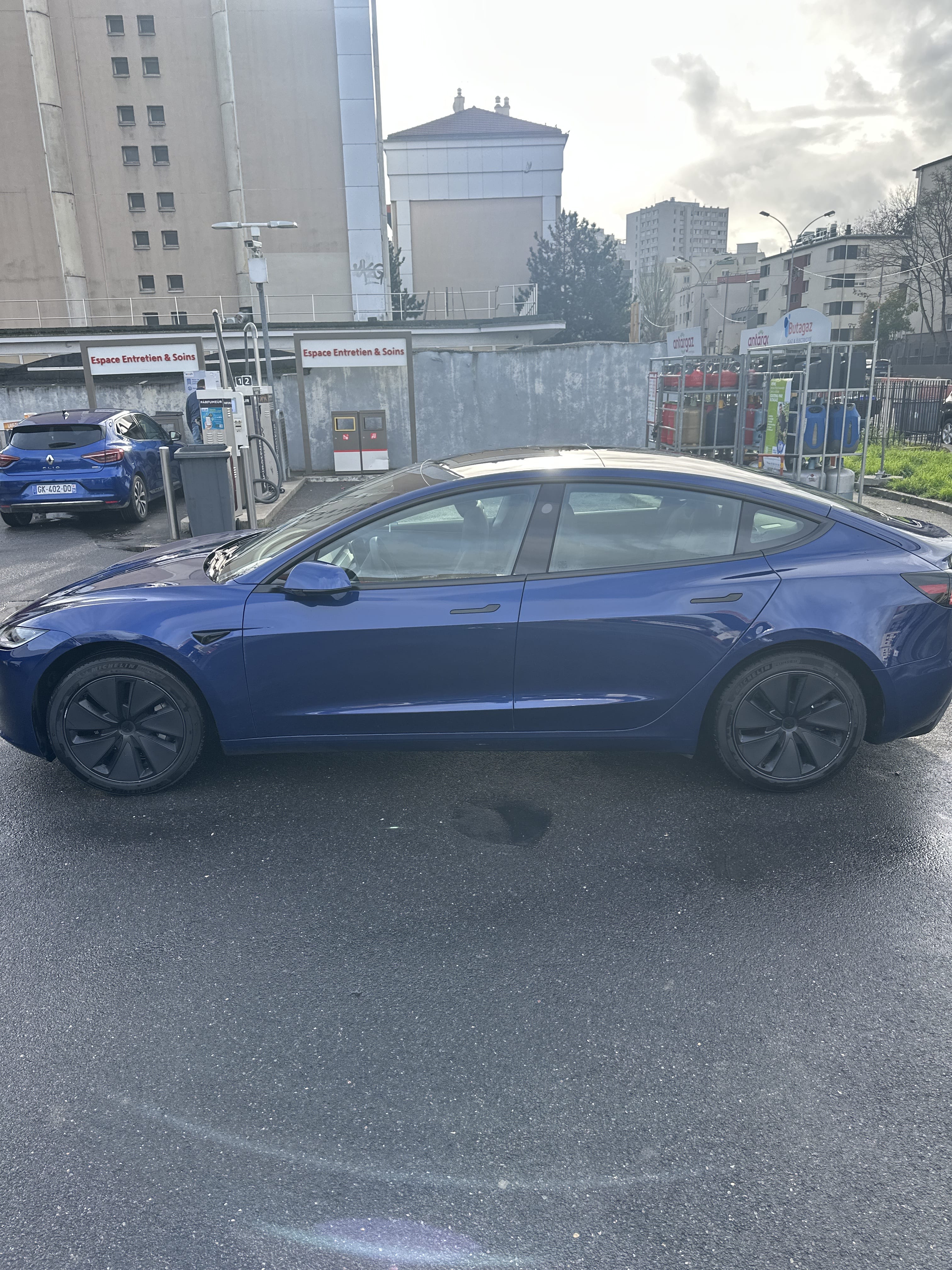 Tesla Model 3 Standard Range avec Climatisation