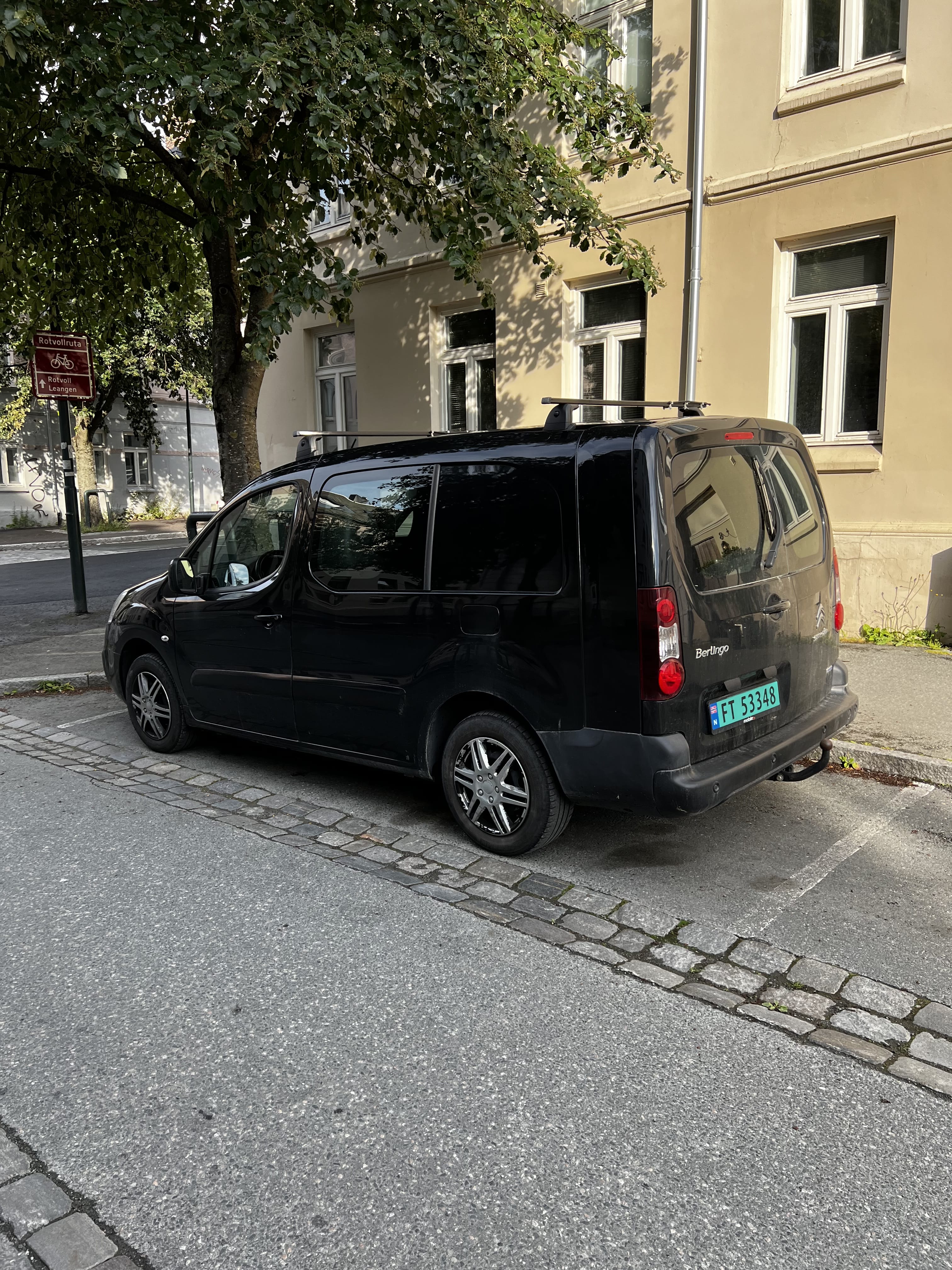 Citroen Berlingo with Cruise control