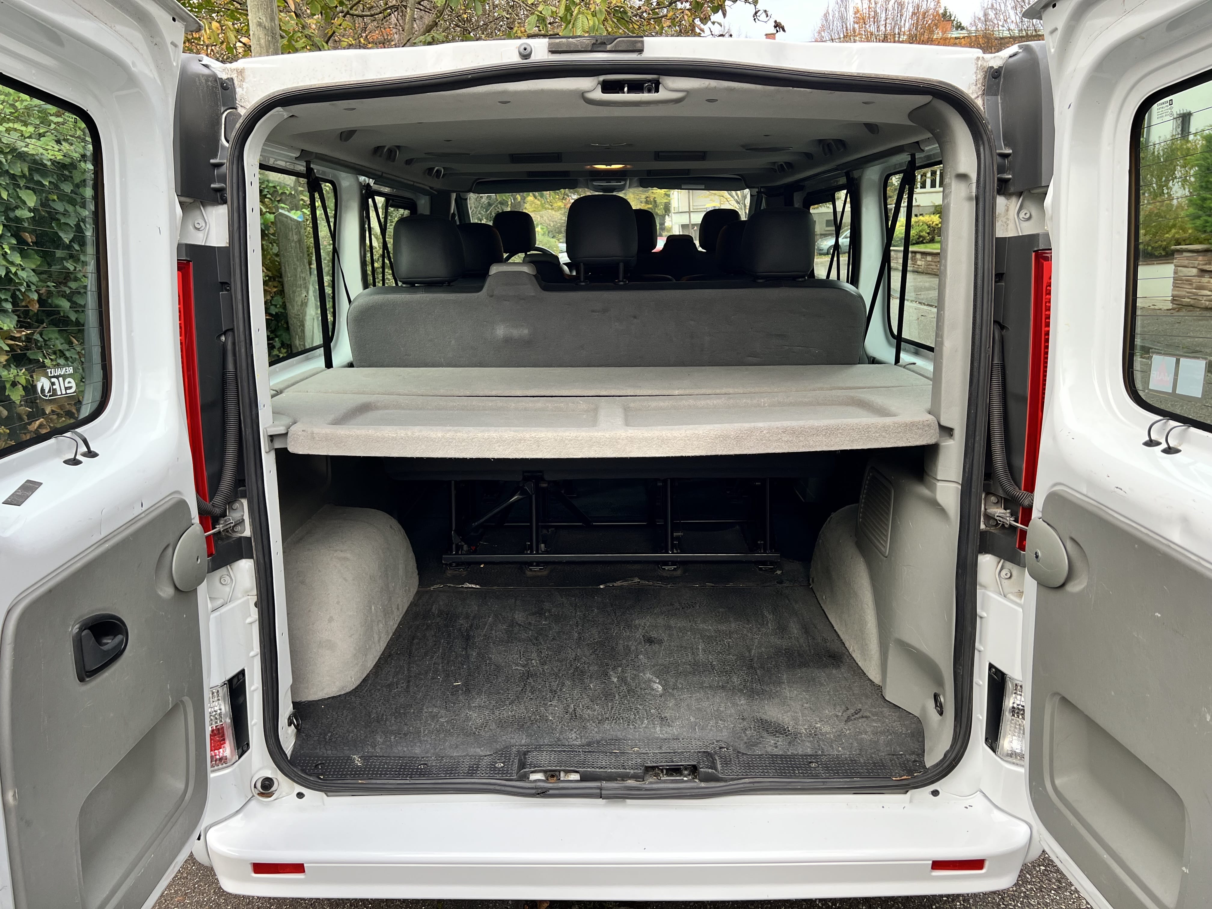 Renault Trafic Passenger 9 places / Clim - Regulateur avec Entrée audio / iPod