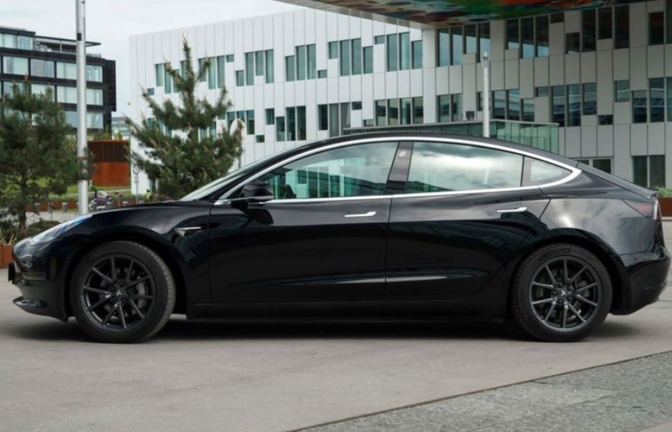 Tesla Model 3 Long Range med Aircondition
