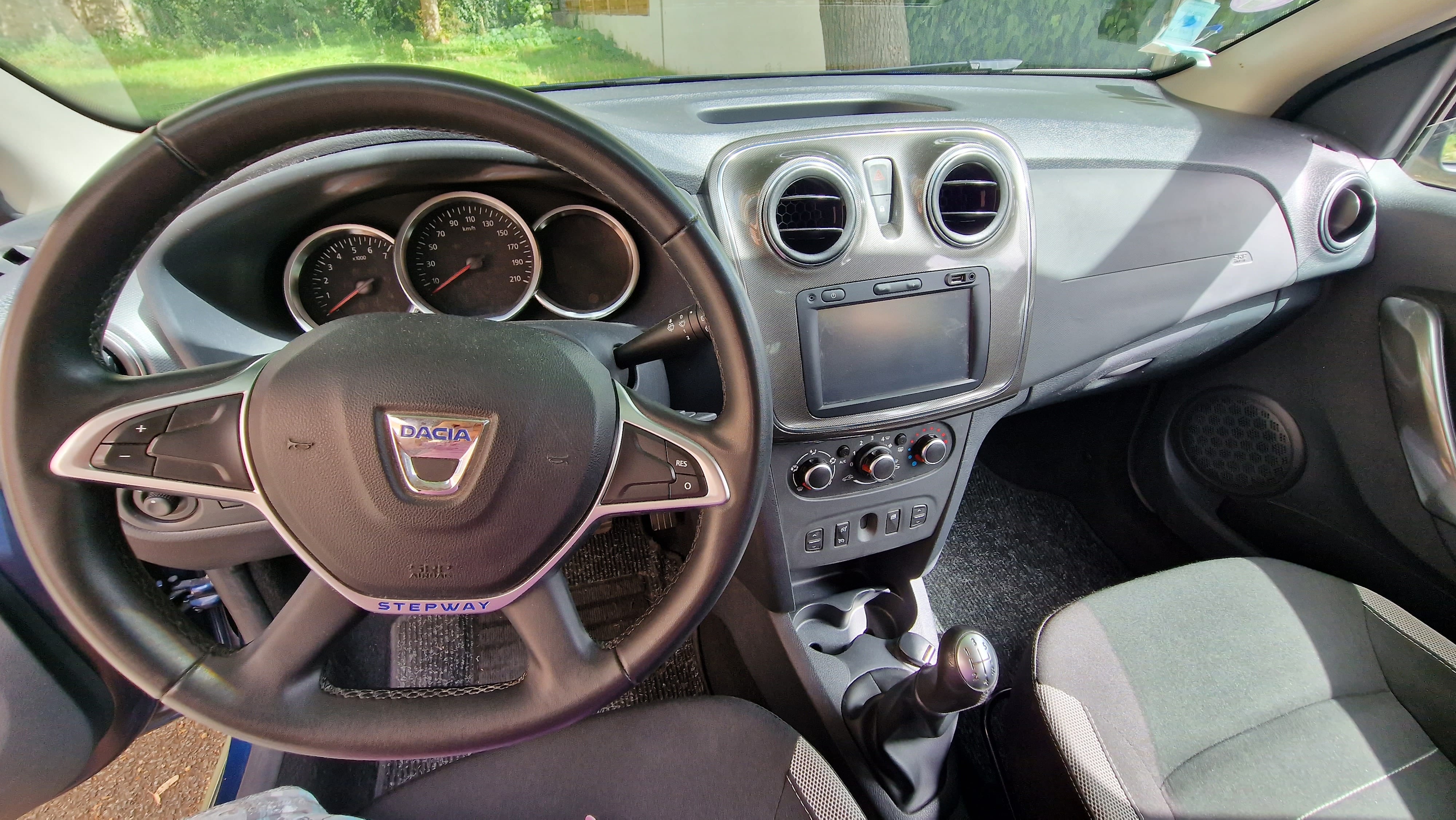 Dacia Sandero Stepway avec Entrée audio / iPod