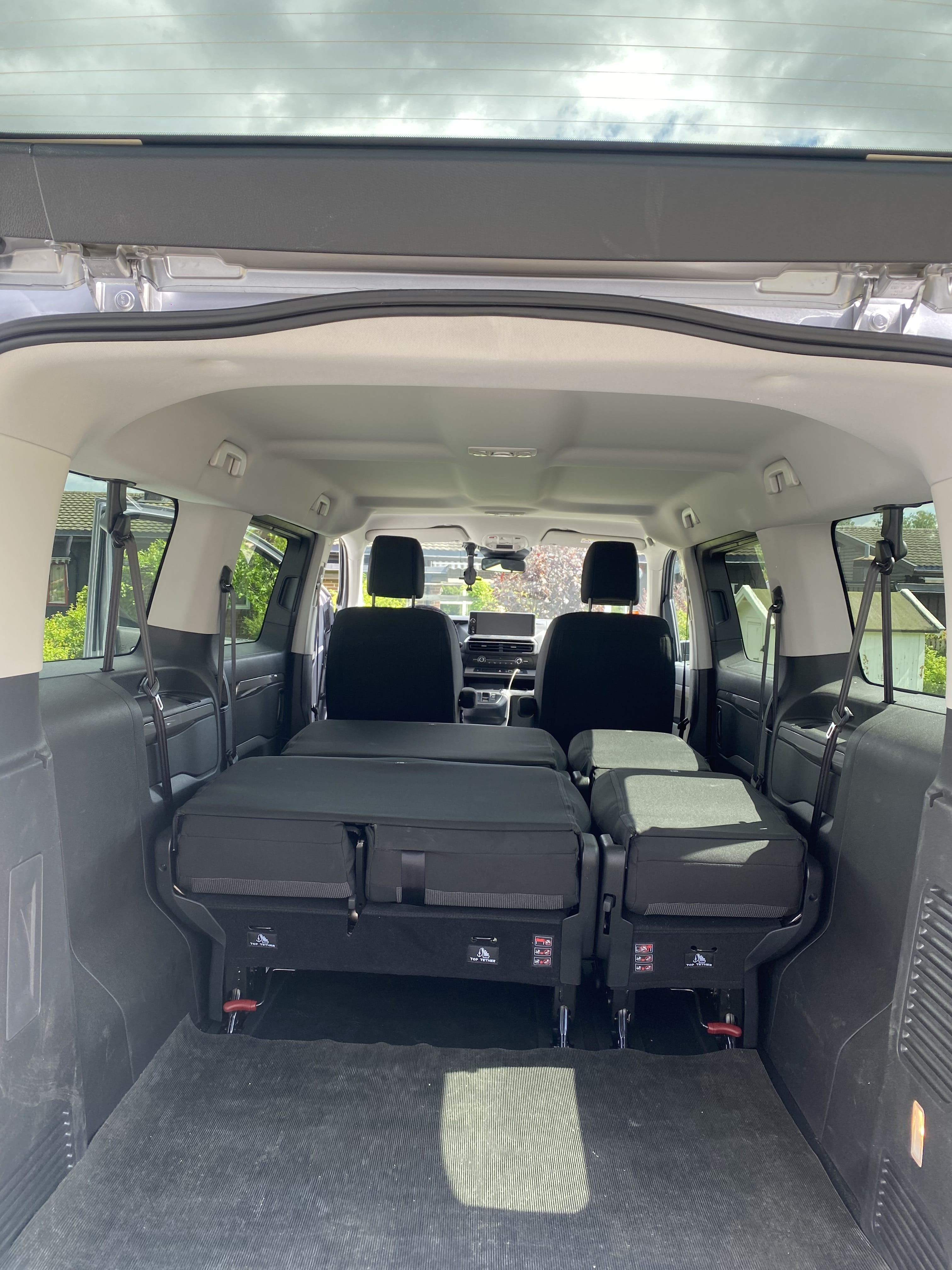 Peugeot E-Traveller med Apple CarPlay